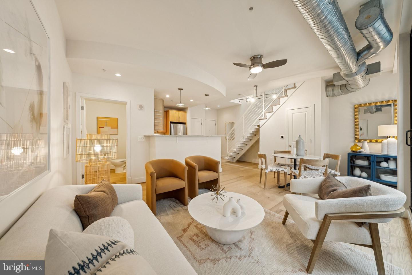 1209 13TH ST NW #209, WASHINGTON, District Of Columbia 20005, 1 Bedroom Bedrooms, ,1 BathroomBathrooms,Residential,For sale,1209 13TH ST NW #209,DCDC2226324 MLS # DCDC2226324