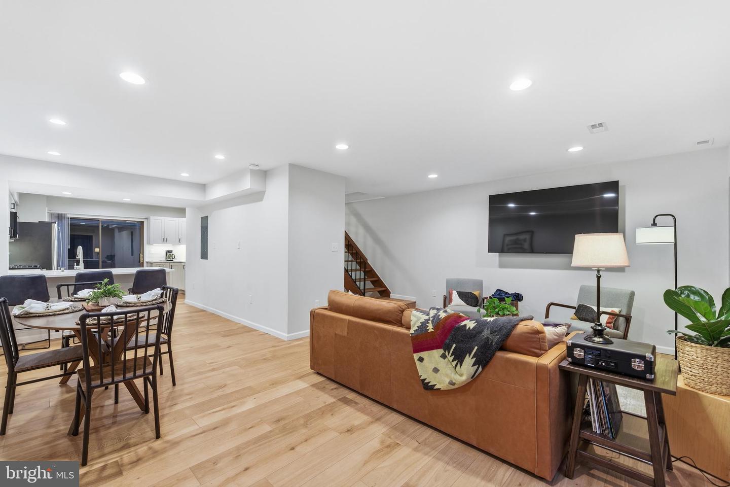 11933 ESCALANTE CT, RESTON, Virginia 20191, 4 Bedrooms Bedrooms, ,3 BathroomsBathrooms,Residential,For sale,11933 ESCALANTE CT,VAFX2273612 MLS # VAFX2273612