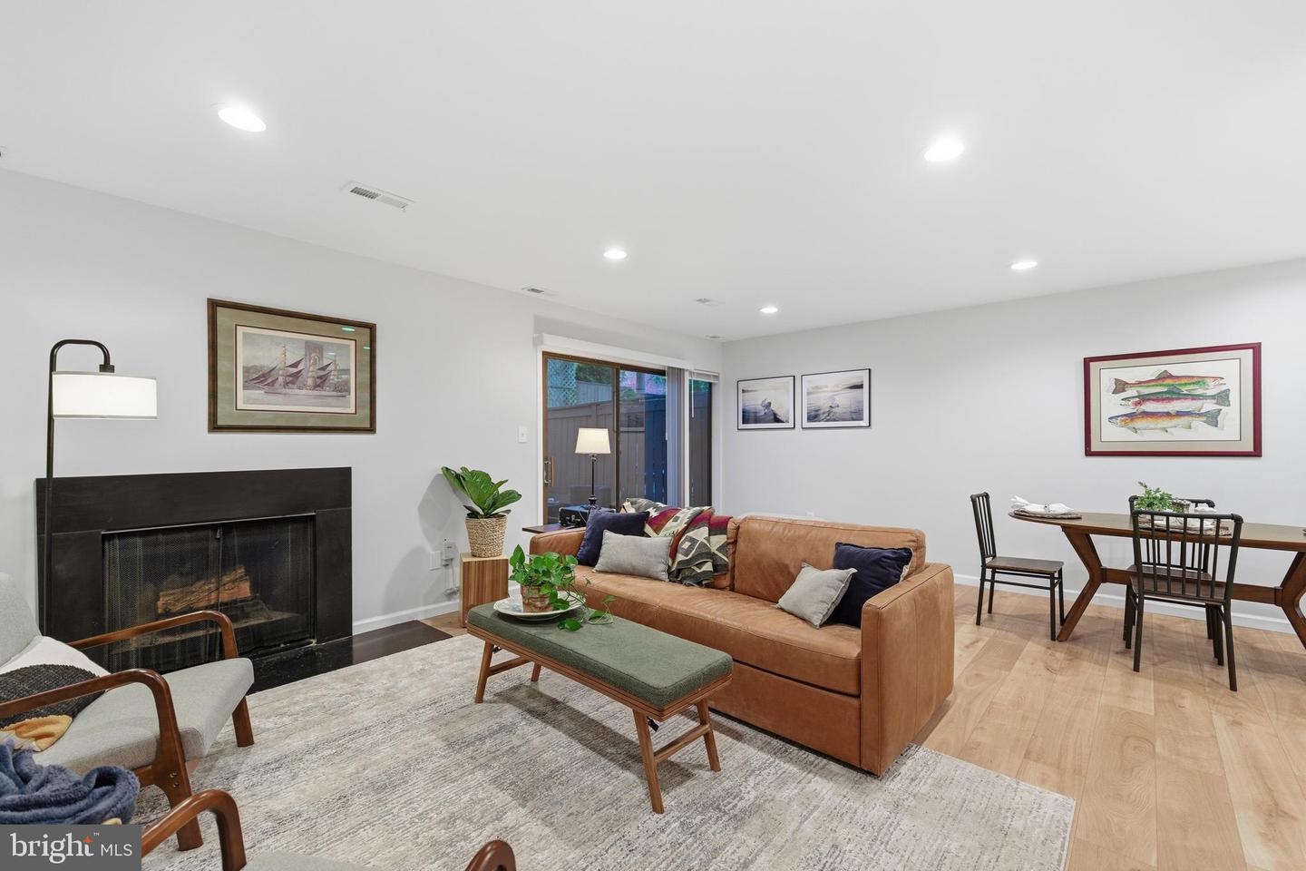 11933 ESCALANTE CT, RESTON, Virginia 20191, 4 Bedrooms Bedrooms, ,3 BathroomsBathrooms,Residential,For sale,11933 ESCALANTE CT,VAFX2273612 MLS # VAFX2273612