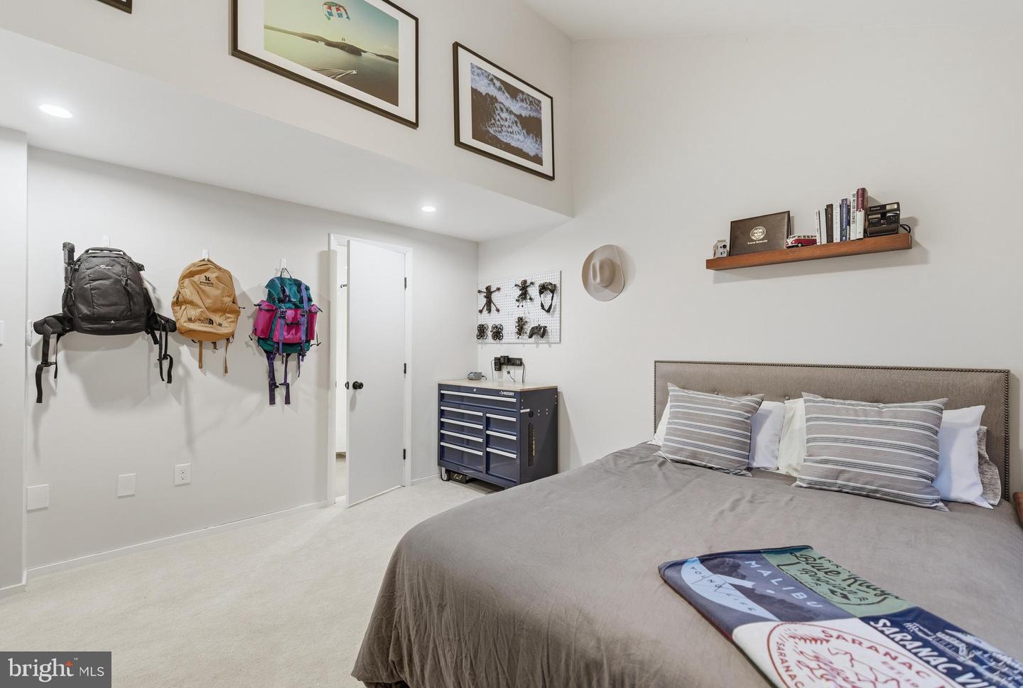 11933 ESCALANTE CT, RESTON, Virginia 20191, 4 Bedrooms Bedrooms, ,3 BathroomsBathrooms,Residential,For sale,11933 ESCALANTE CT,VAFX2273612 MLS # VAFX2273612