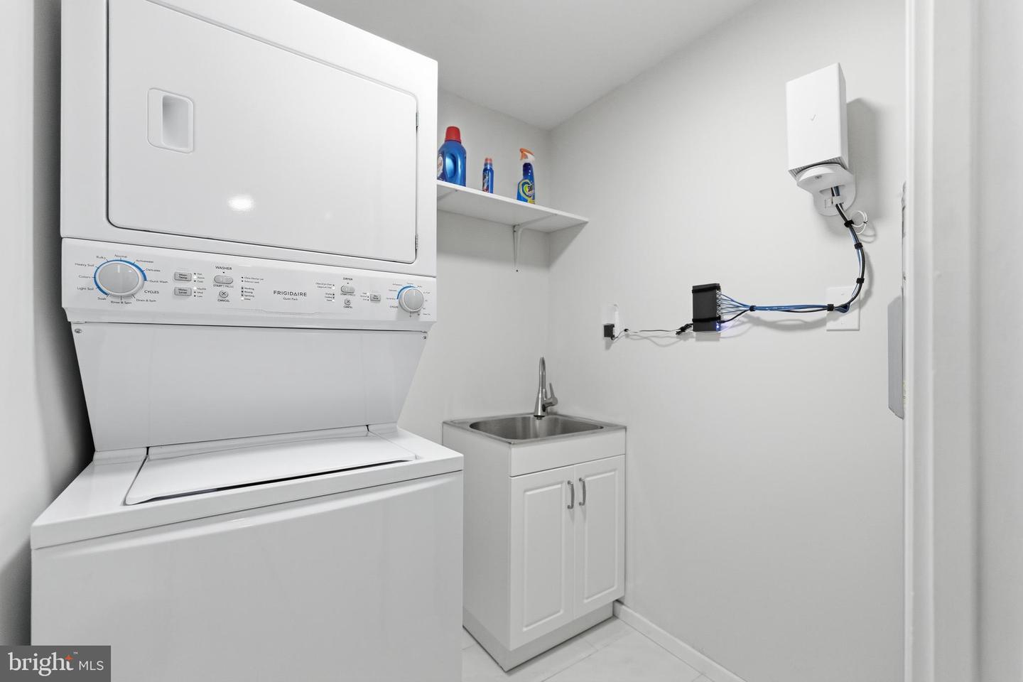 11933 ESCALANTE CT, RESTON, Virginia 20191, 4 Bedrooms Bedrooms, ,3 BathroomsBathrooms,Residential,For sale,11933 ESCALANTE CT,VAFX2273612 MLS # VAFX2273612