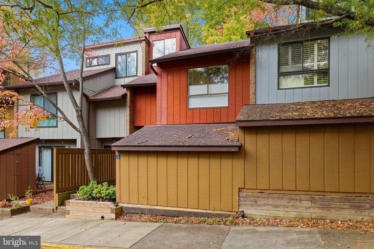 11933 ESCALANTE CT, RESTON, Virginia 20191, 4 Bedrooms Bedrooms, ,3 BathroomsBathrooms,Residential,For sale,11933 ESCALANTE CT,VAFX2273612 MLS # VAFX2273612