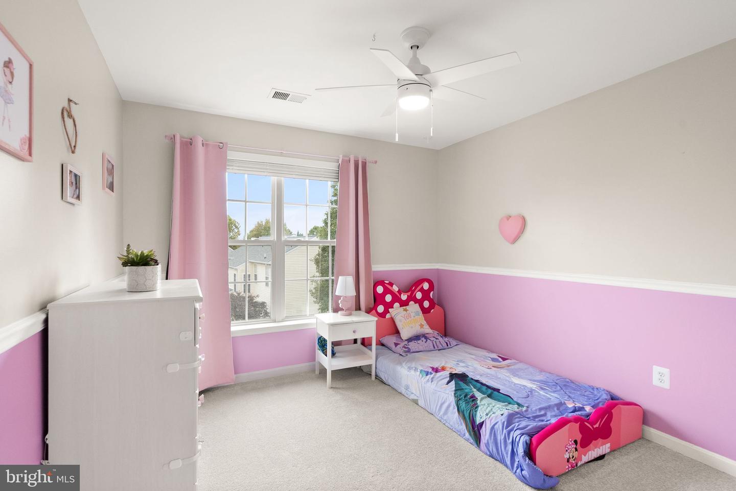 35855 BENTRIDGE CT, ROUND HILL, Virginia 20141, 5 Bedrooms Bedrooms, 20 Rooms Rooms,3 BathroomsBathrooms,Residential,For sale,35855 BENTRIDGE CT,VALO2108572 MLS # VALO2108572