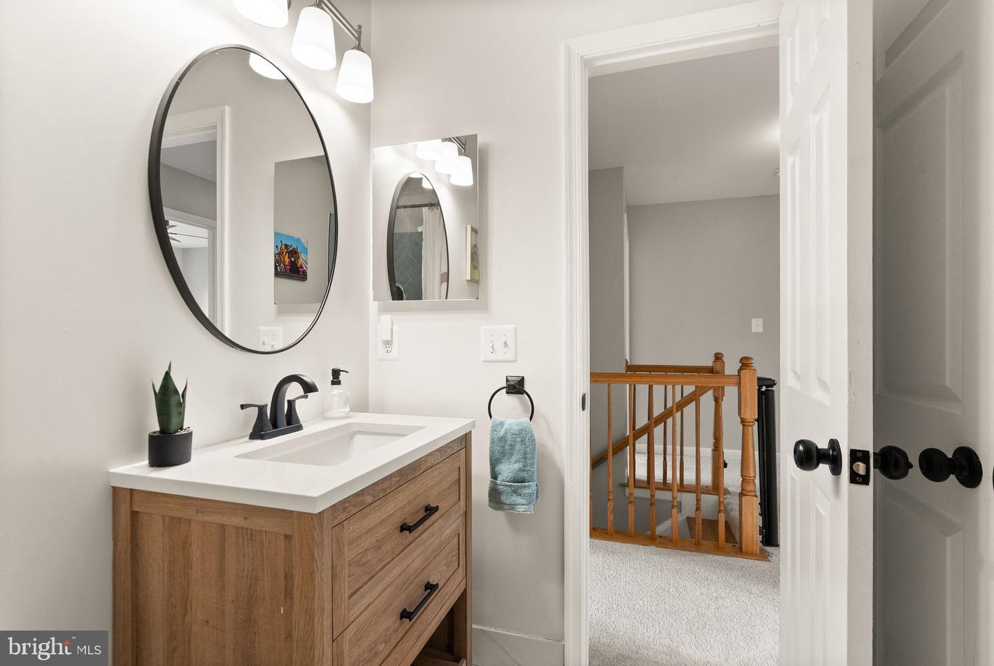 35855 BENTRIDGE CT, ROUND HILL, Virginia 20141, 5 Bedrooms Bedrooms, 20 Rooms Rooms,3 BathroomsBathrooms,Residential,For sale,35855 BENTRIDGE CT,VALO2108572 MLS # VALO2108572