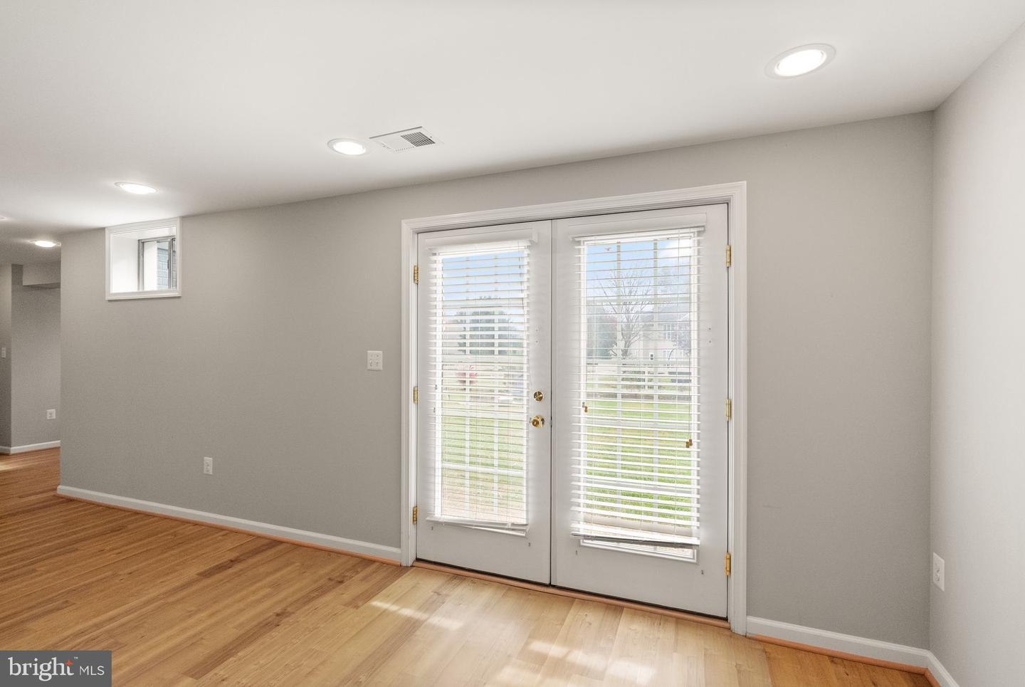 35855 BENTRIDGE CT, ROUND HILL, Virginia 20141, 5 Bedrooms Bedrooms, 20 Rooms Rooms,3 BathroomsBathrooms,Residential,For sale,35855 BENTRIDGE CT,VALO2108572 MLS # VALO2108572