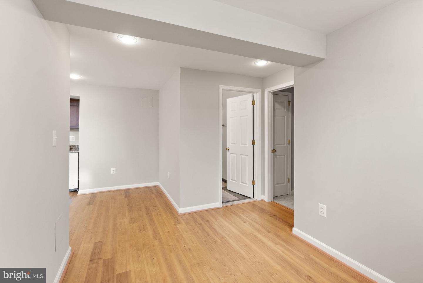 35855 BENTRIDGE CT, ROUND HILL, Virginia 20141, 5 Bedrooms Bedrooms, 20 Rooms Rooms,3 BathroomsBathrooms,Residential,For sale,35855 BENTRIDGE CT,VALO2108572 MLS # VALO2108572