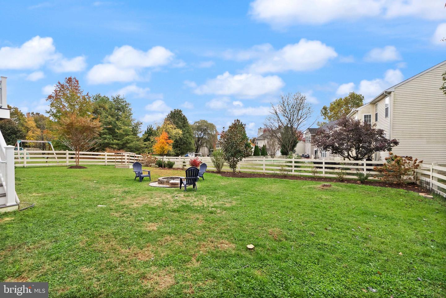 35855 BENTRIDGE CT, ROUND HILL, Virginia 20141, 5 Bedrooms Bedrooms, 20 Rooms Rooms,3 BathroomsBathrooms,Residential,For sale,35855 BENTRIDGE CT,VALO2108572 MLS # VALO2108572