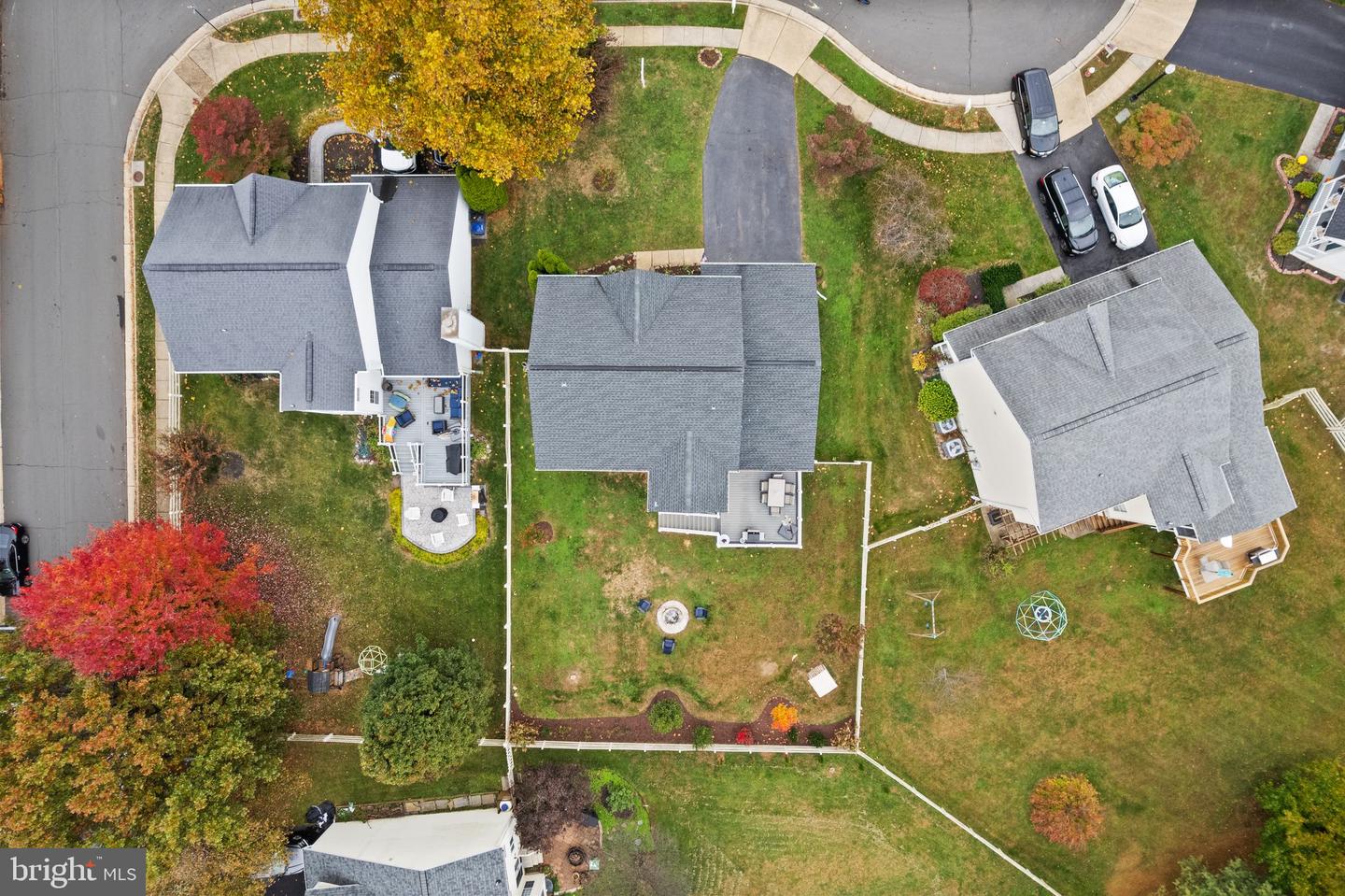 35855 BENTRIDGE CT, ROUND HILL, Virginia 20141, 5 Bedrooms Bedrooms, 20 Rooms Rooms,3 BathroomsBathrooms,Residential,For sale,35855 BENTRIDGE CT,VALO2108572 MLS # VALO2108572