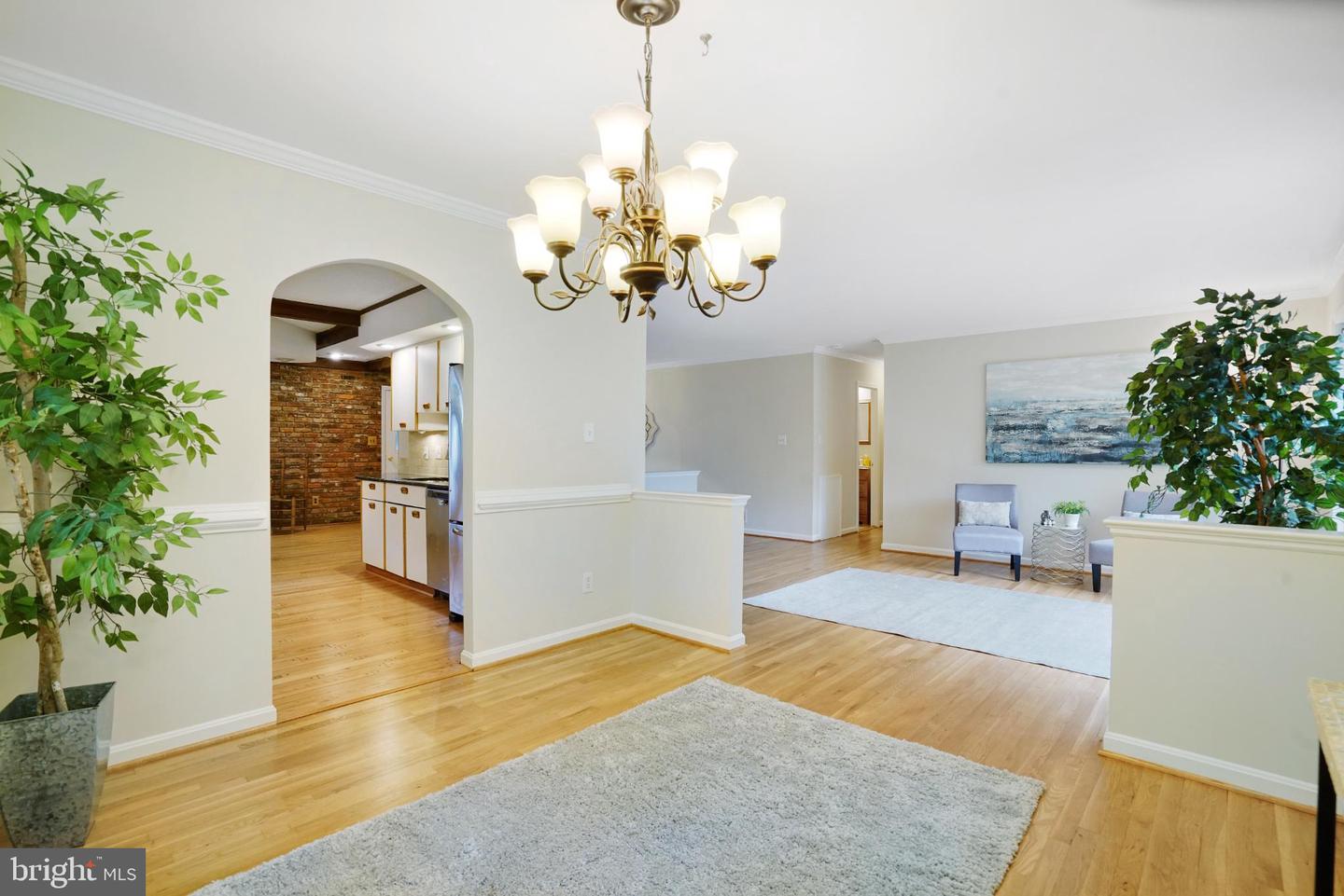 4217 N VALIANT CT, ANNANDALE, Virginia 22003, 4 Bedrooms Bedrooms, 14 Rooms Rooms,3 BathroomsBathrooms,Residential,For sale,4217 N VALIANT CT,VAFX2273644 MLS # VAFX2273644