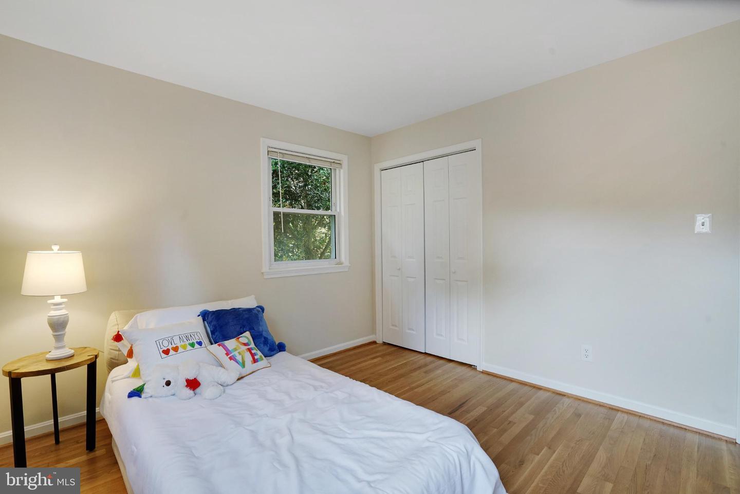 4217 N VALIANT CT, ANNANDALE, Virginia 22003, 4 Bedrooms Bedrooms, 14 Rooms Rooms,3 BathroomsBathrooms,Residential,For sale,4217 N VALIANT CT,VAFX2273644 MLS # VAFX2273644