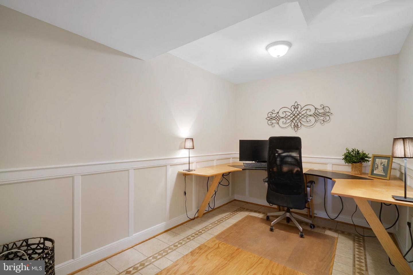 4217 N VALIANT CT, ANNANDALE, Virginia 22003, 4 Bedrooms Bedrooms, 14 Rooms Rooms,3 BathroomsBathrooms,Residential,For sale,4217 N VALIANT CT,VAFX2273644 MLS # VAFX2273644