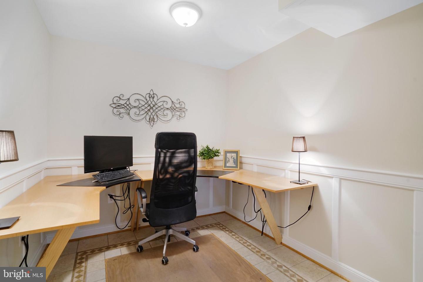 4217 N VALIANT CT, ANNANDALE, Virginia 22003, 4 Bedrooms Bedrooms, 14 Rooms Rooms,3 BathroomsBathrooms,Residential,For sale,4217 N VALIANT CT,VAFX2273644 MLS # VAFX2273644