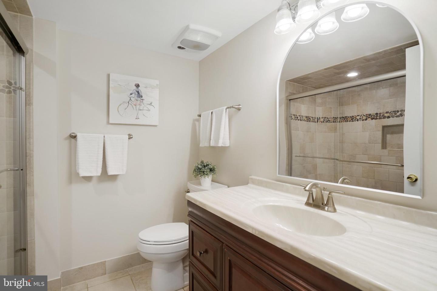 4217 N VALIANT CT, ANNANDALE, Virginia 22003, 4 Bedrooms Bedrooms, 14 Rooms Rooms,3 BathroomsBathrooms,Residential,For sale,4217 N VALIANT CT,VAFX2273644 MLS # VAFX2273644