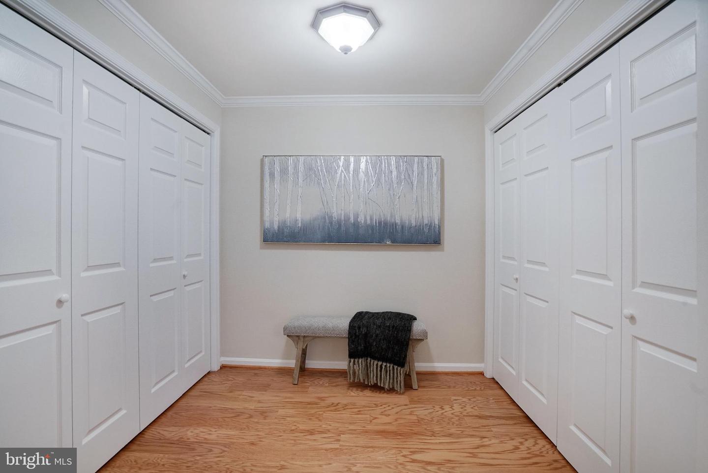 4217 N VALIANT CT, ANNANDALE, Virginia 22003, 4 Bedrooms Bedrooms, 14 Rooms Rooms,3 BathroomsBathrooms,Residential,For sale,4217 N VALIANT CT,VAFX2273644 MLS # VAFX2273644