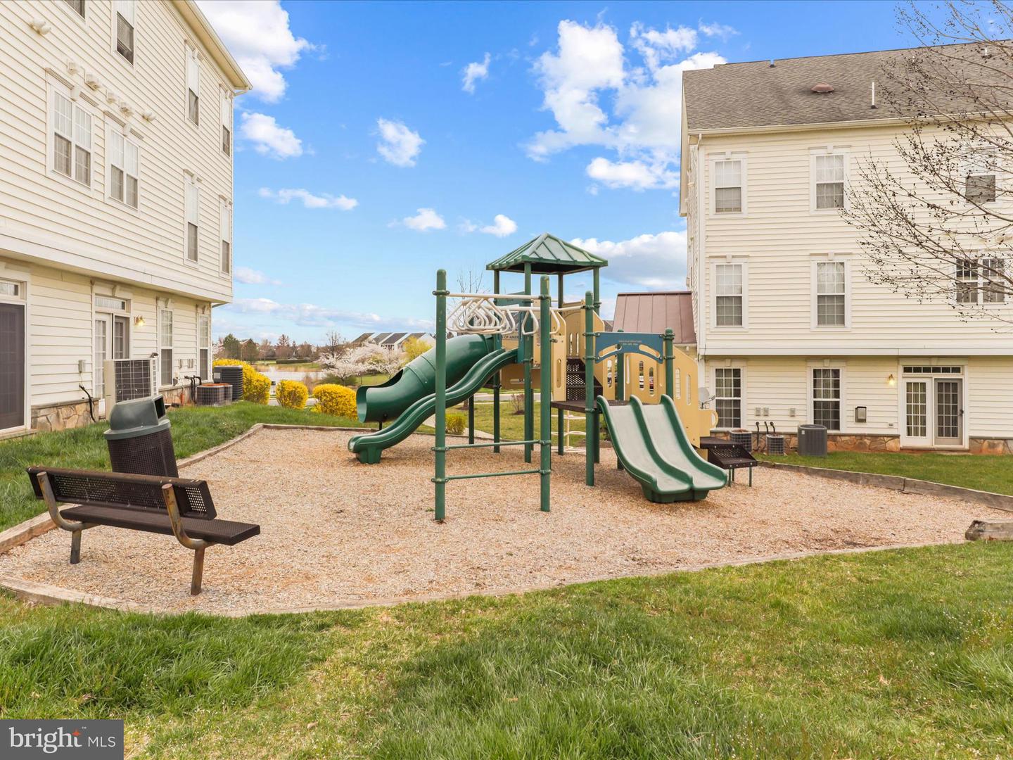 14592 KYLEWOOD WAY, GAINESVILLE, Virginia 20155, 3 Bedrooms Bedrooms, ,2 BathroomsBathrooms,Residential,For sale,14592 KYLEWOOD WAY,VAPW2105820 MLS # VAPW2105820