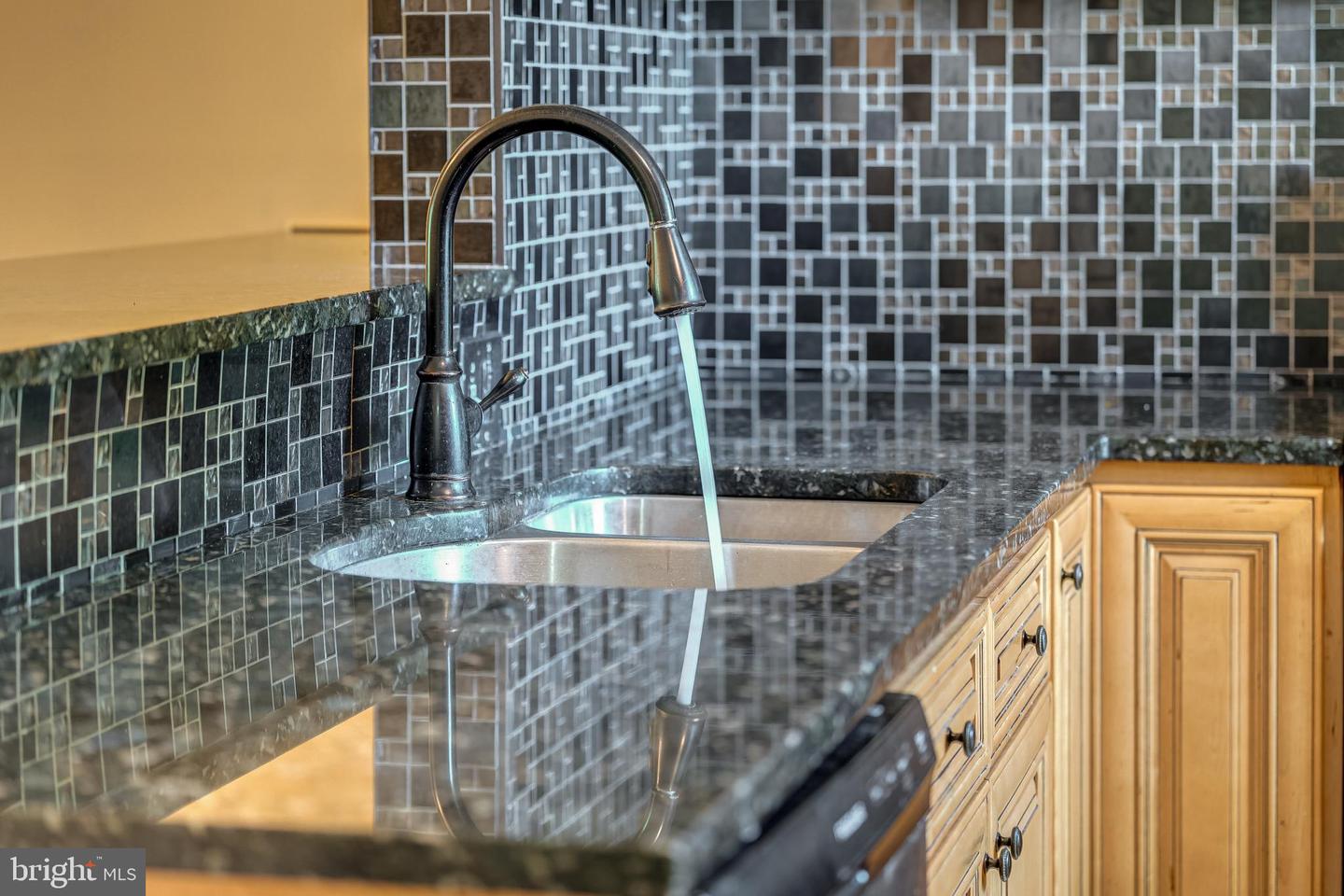 8322 HIGHCLIFFE CT, ANNANDALE, Virginia 22003, 3 Bedrooms Bedrooms, ,3 BathroomsBathrooms,Residential,For sale,8322 HIGHCLIFFE CT,VAFX2273946 MLS # VAFX2273946