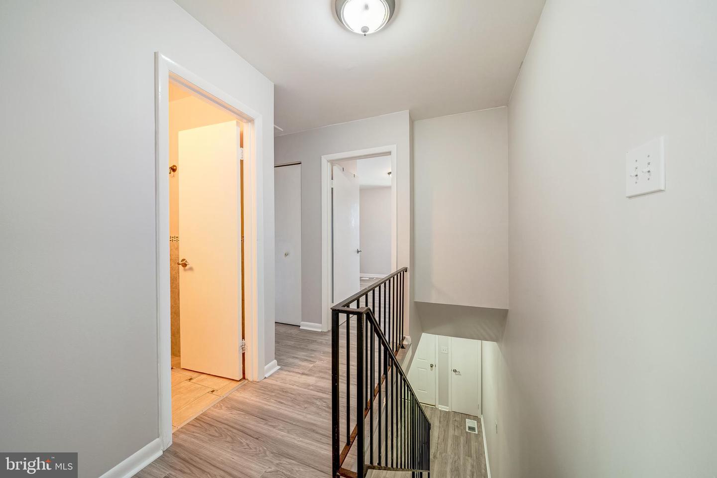 8322 HIGHCLIFFE CT, ANNANDALE, Virginia 22003, 3 Bedrooms Bedrooms, ,3 BathroomsBathrooms,Residential,For sale,8322 HIGHCLIFFE CT,VAFX2273946 MLS # VAFX2273946