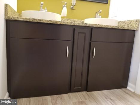 8322 HIGHCLIFFE CT, ANNANDALE, Virginia 22003, 3 Bedrooms Bedrooms, ,3 BathroomsBathrooms,Residential,For sale,8322 HIGHCLIFFE CT,VAFX2273946 MLS # VAFX2273946