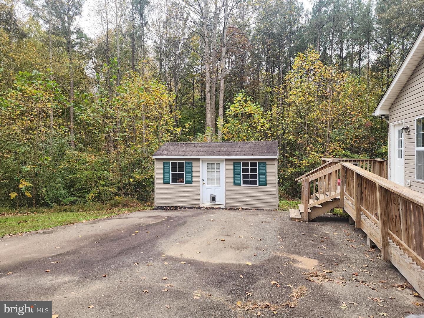 9620 MOHAWK DR, KING GEORGE, Virginia 22485, 3 Bedrooms Bedrooms, 5 Rooms Rooms,1 BathroomBathrooms,Residential,For sale,9620 MOHAWK DR,VAKG2007140 MLS # VAKG2007140