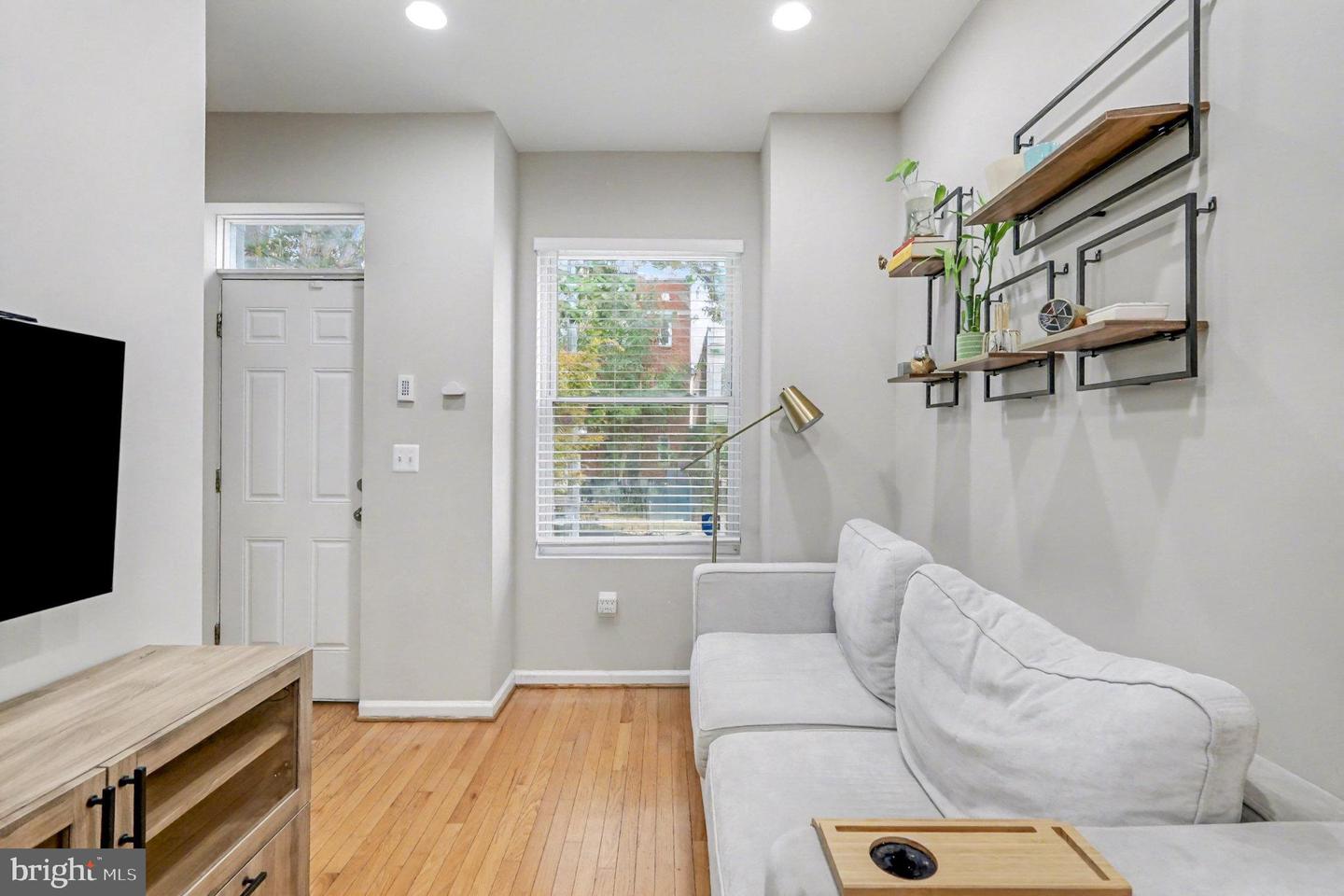 304 P ST NW, WASHINGTON, District Of Columbia 20001, 2 Bedrooms Bedrooms, ,1 BathroomBathrooms,Residential,For sale,304 P ST NW,DCDC2226816 MLS # DCDC2226816