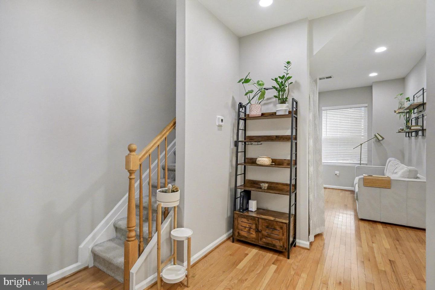 304 P ST NW, WASHINGTON, District Of Columbia 20001, 2 Bedrooms Bedrooms, ,1 BathroomBathrooms,Residential,For sale,304 P ST NW,DCDC2226816 MLS # DCDC2226816