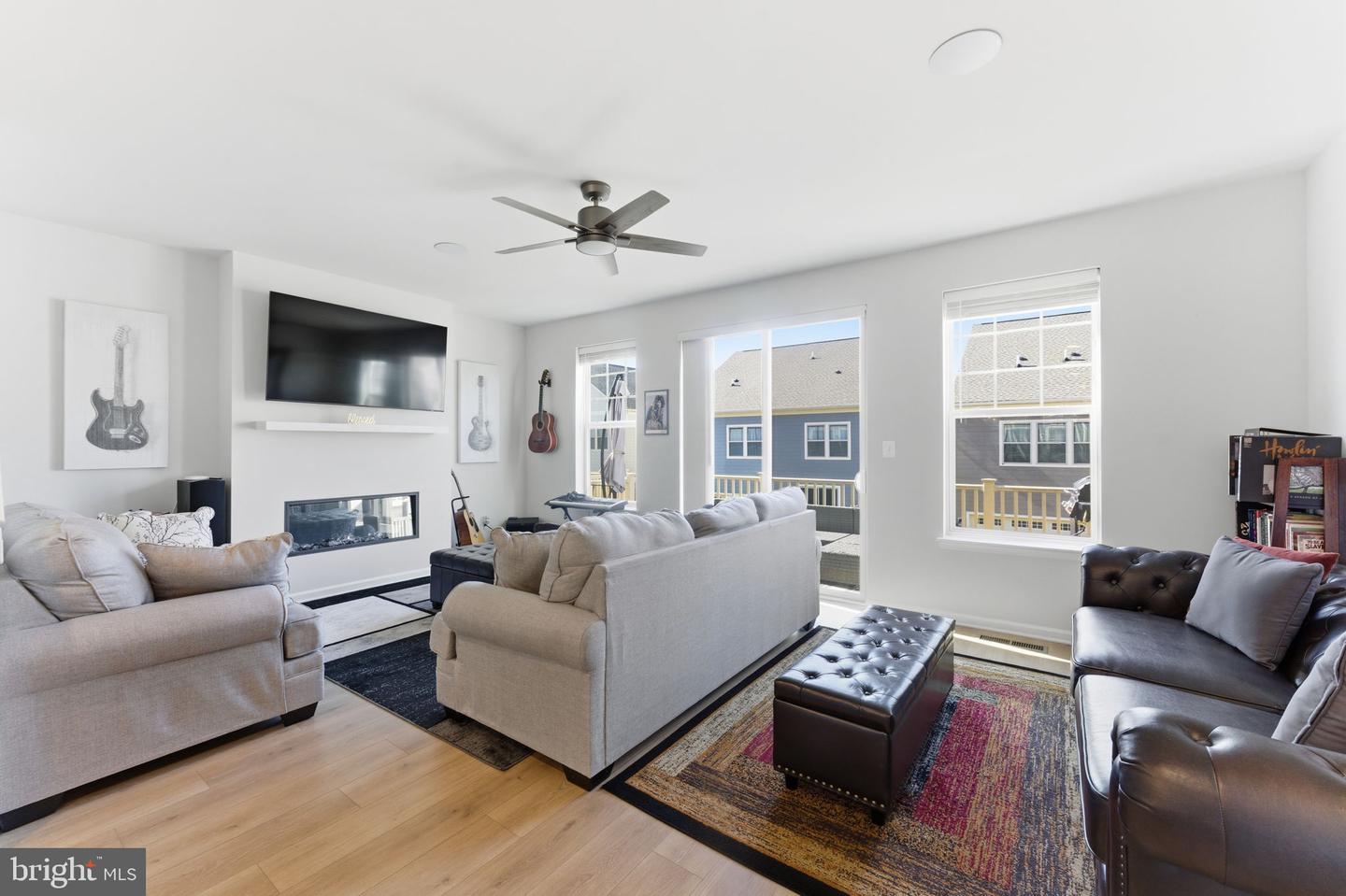 9524 BARNES LOOP, MANASSAS, Virginia 20110, 4 Bedrooms Bedrooms, ,3 BathroomsBathrooms,Residential,For sale,9524 BARNES LOOP,VAMN2009498 MLS # VAMN2009498