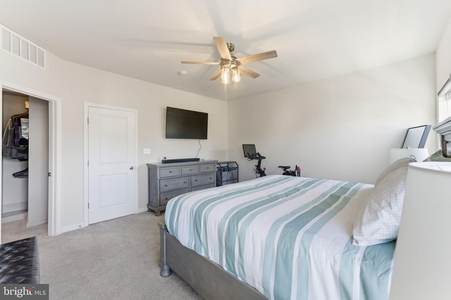 9524 BARNES LOOP, MANASSAS, Virginia 20110, 4 Bedrooms Bedrooms, ,3 BathroomsBathrooms,Residential,For sale,9524 BARNES LOOP,VAMN2009498 MLS # VAMN2009498