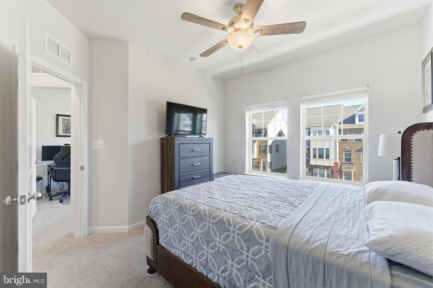 9524 BARNES LOOP, MANASSAS, Virginia 20110, 4 Bedrooms Bedrooms, ,3 BathroomsBathrooms,Residential,For sale,9524 BARNES LOOP,VAMN2009498 MLS # VAMN2009498