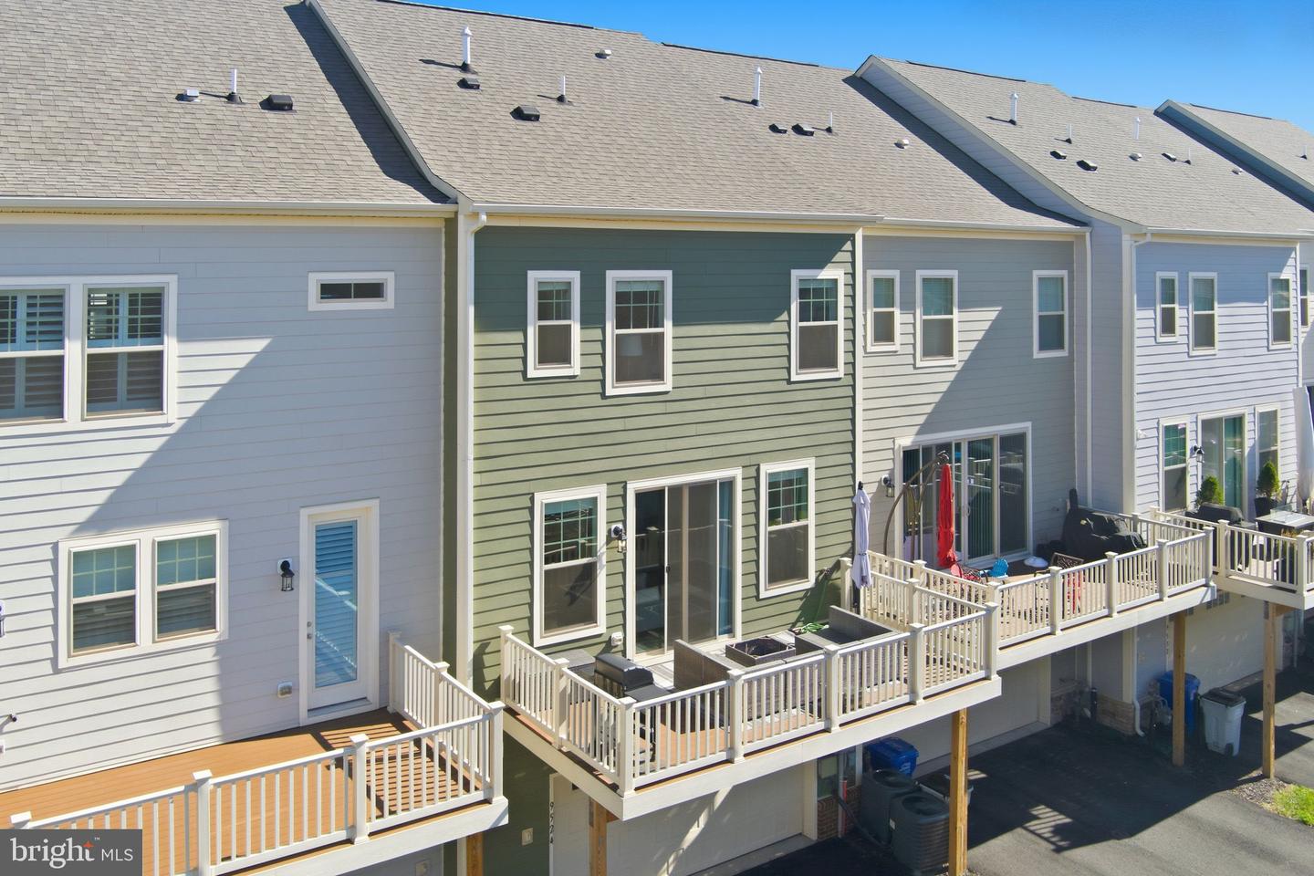 9524 BARNES LOOP, MANASSAS, Virginia 20110, 4 Bedrooms Bedrooms, ,3 BathroomsBathrooms,Residential,For sale,9524 BARNES LOOP,VAMN2009498 MLS # VAMN2009498