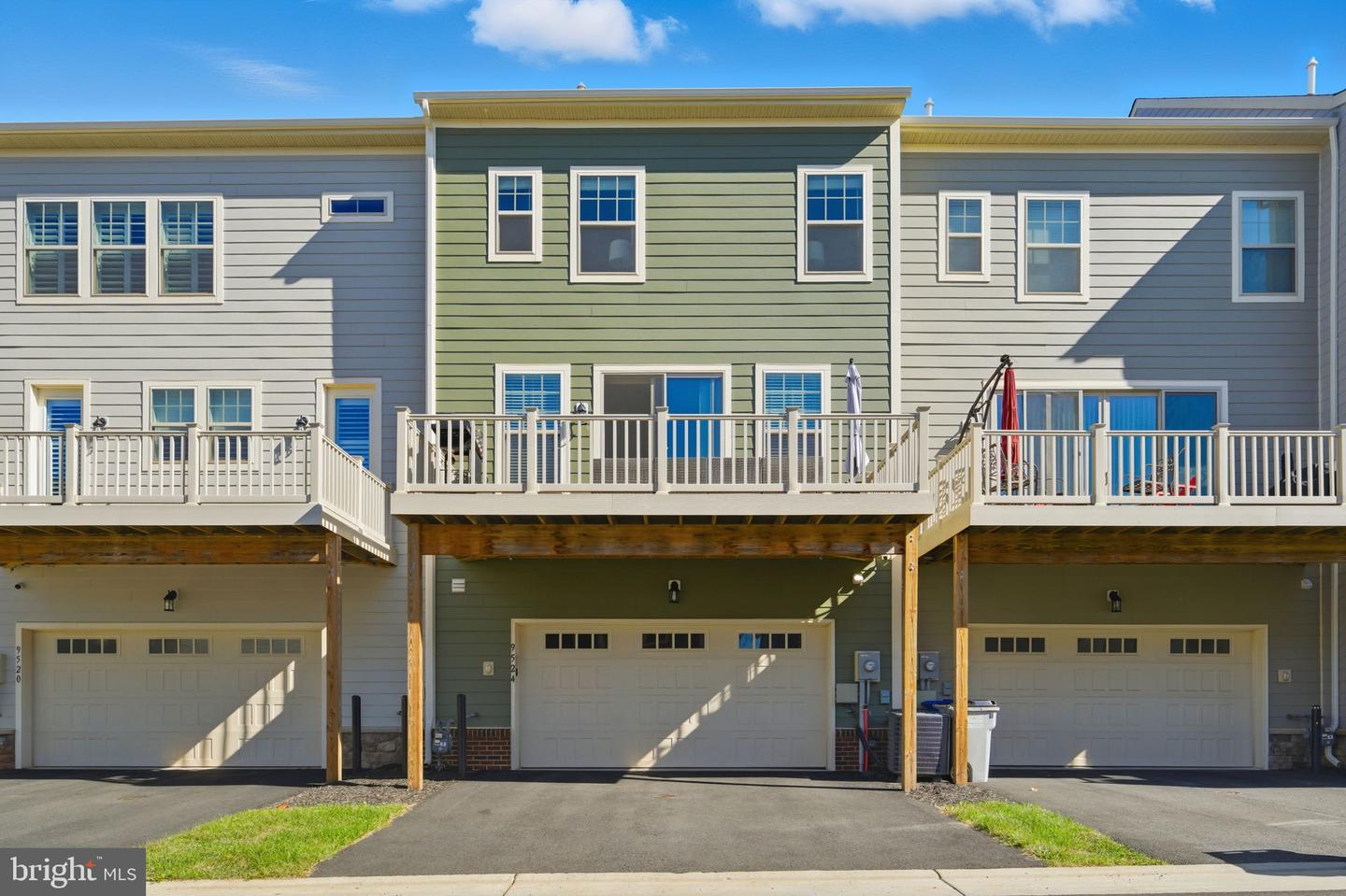 9524 BARNES LOOP, MANASSAS, Virginia 20110, 4 Bedrooms Bedrooms, ,3 BathroomsBathrooms,Residential,For sale,9524 BARNES LOOP,VAMN2009498 MLS # VAMN2009498