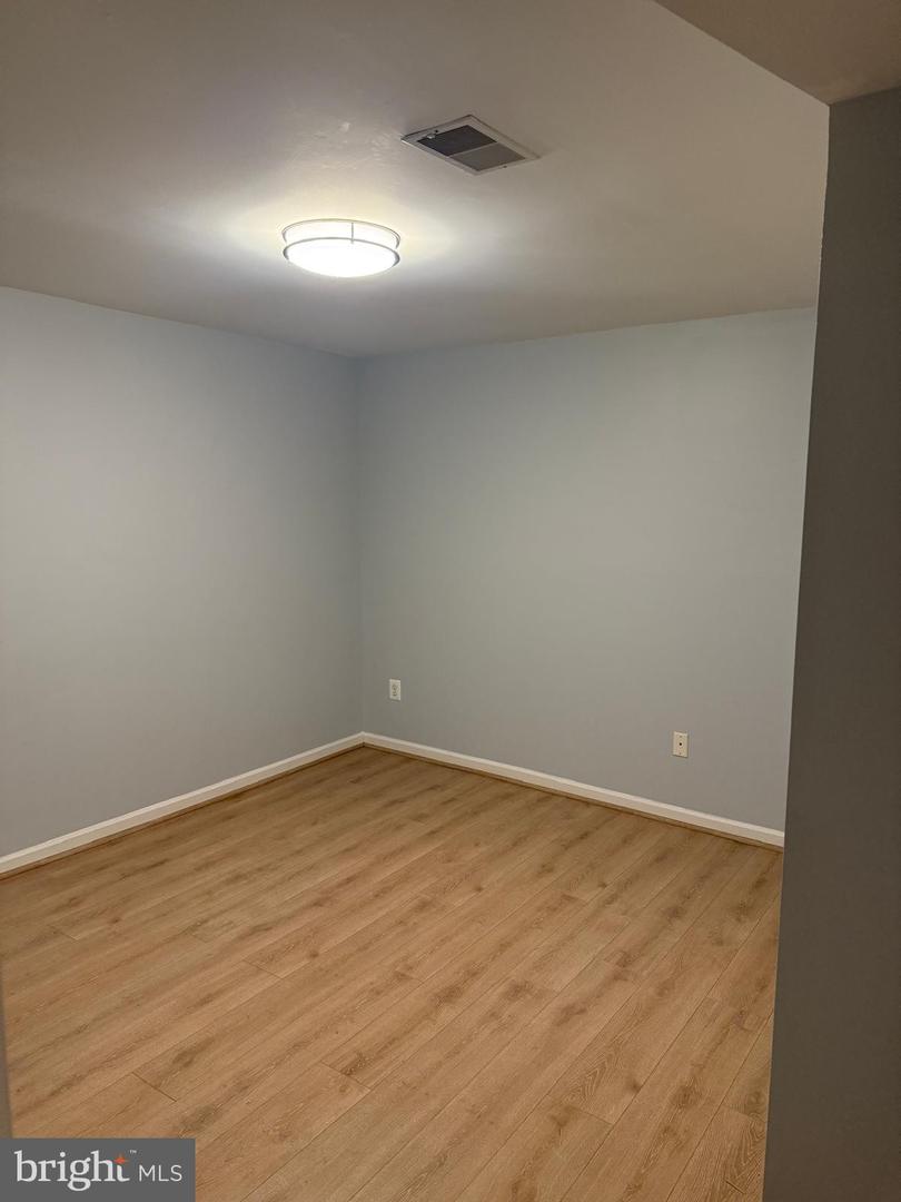 20900 BUTTERWOOD FALLS TER, STERLING, Virginia 20165, 3 Bedrooms Bedrooms, ,3 BathroomsBathrooms,Residential,For sale,20900 BUTTERWOOD FALLS TER,VALO2108928 MLS # VALO2108928