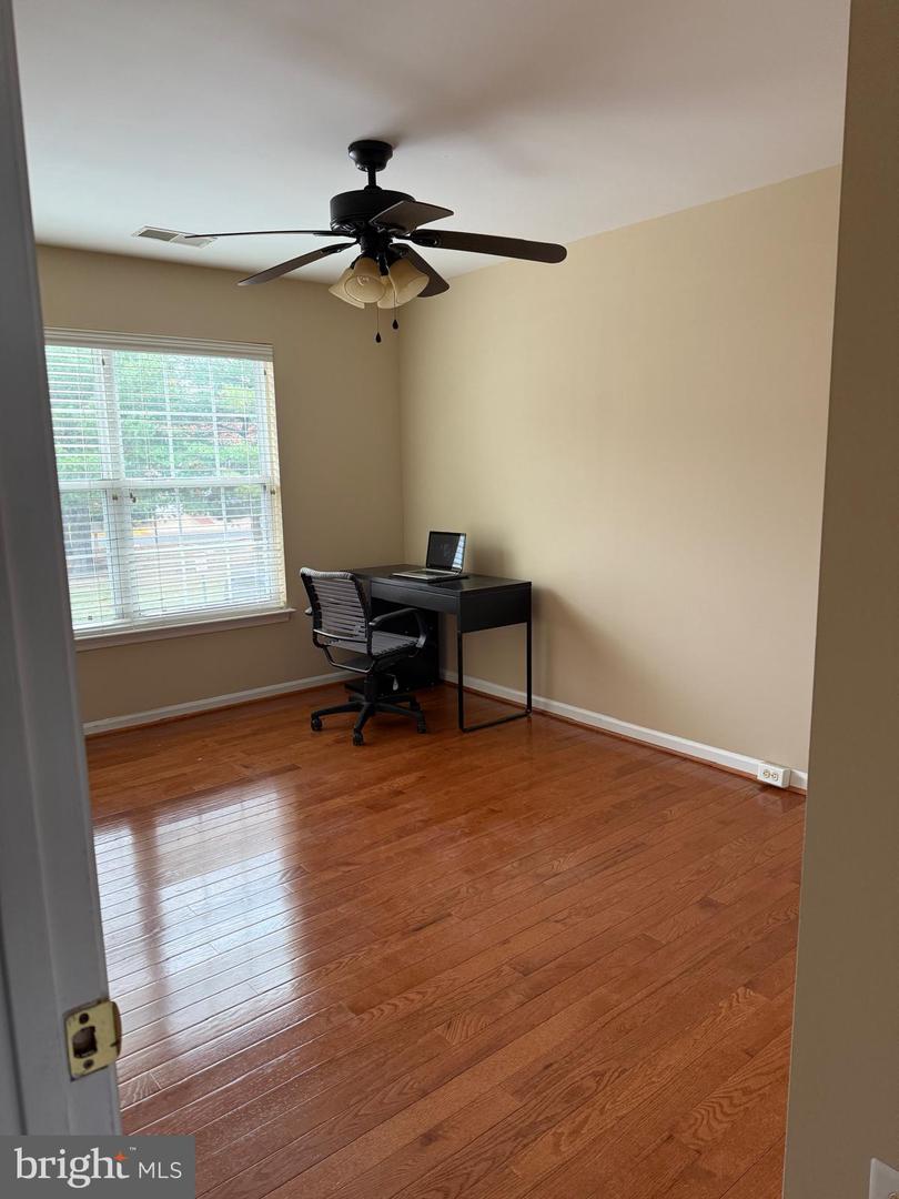 20900 BUTTERWOOD FALLS TER, STERLING, Virginia 20165, 3 Bedrooms Bedrooms, ,3 BathroomsBathrooms,Residential,For sale,20900 BUTTERWOOD FALLS TER,VALO2108928 MLS # VALO2108928