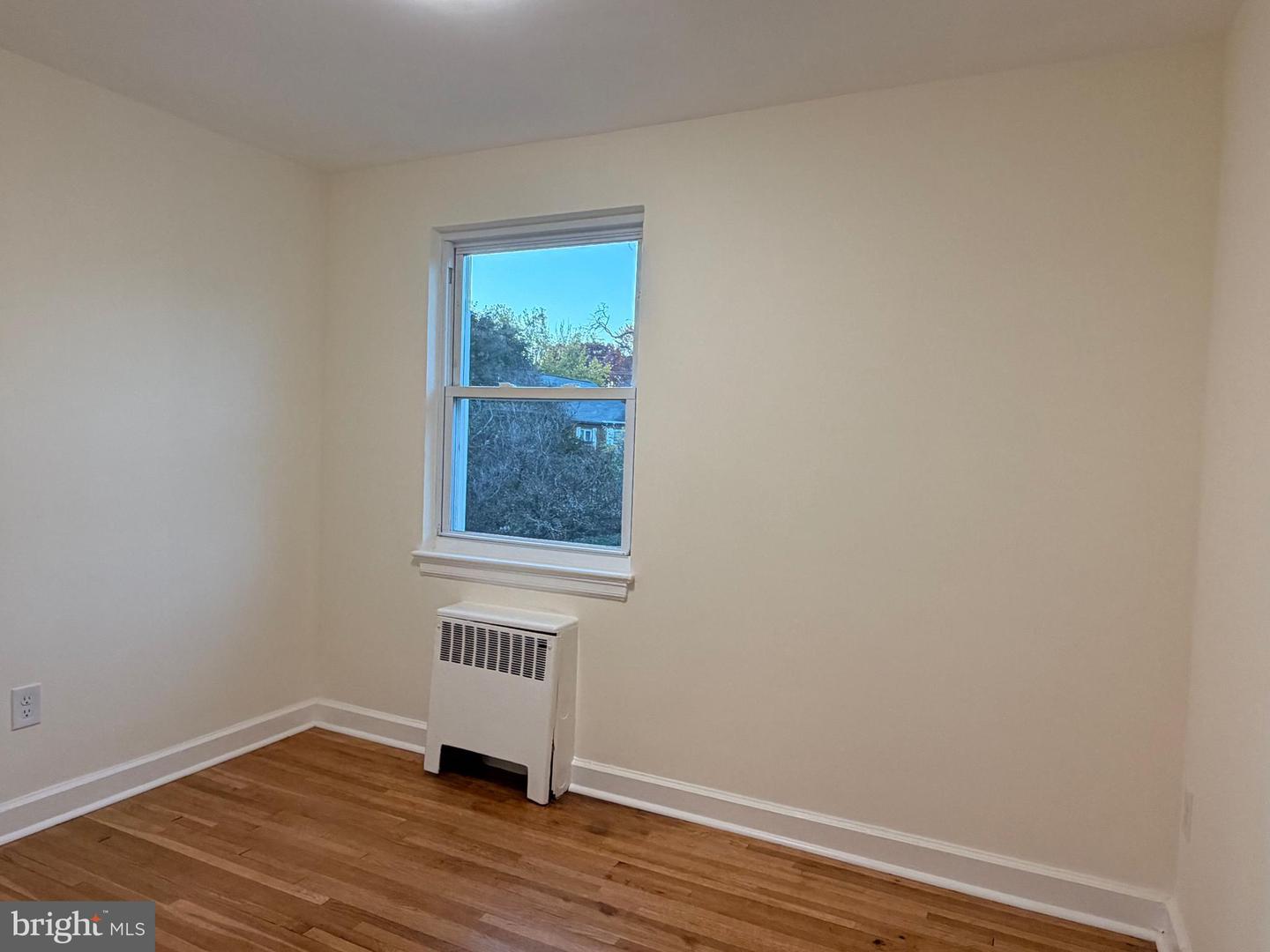 2807 16TH RD S #A, ARLINGTON, Virginia 22204, 3 Bedrooms Bedrooms, ,1 BathroomBathrooms,Residential,For sale,2807 16TH RD S #A,VAAR2064958 MLS # VAAR2064958