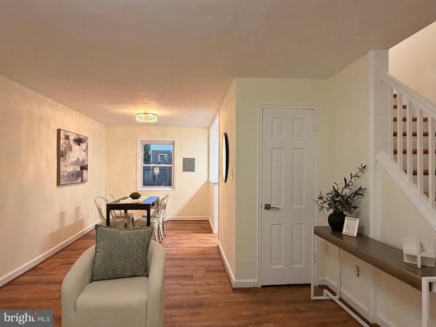 2807 16TH RD S #A, ARLINGTON, Virginia 22204, 3 Bedrooms Bedrooms, ,1 BathroomBathrooms,Residential,For sale,2807 16TH RD S #A,VAAR2064958 MLS # VAAR2064958