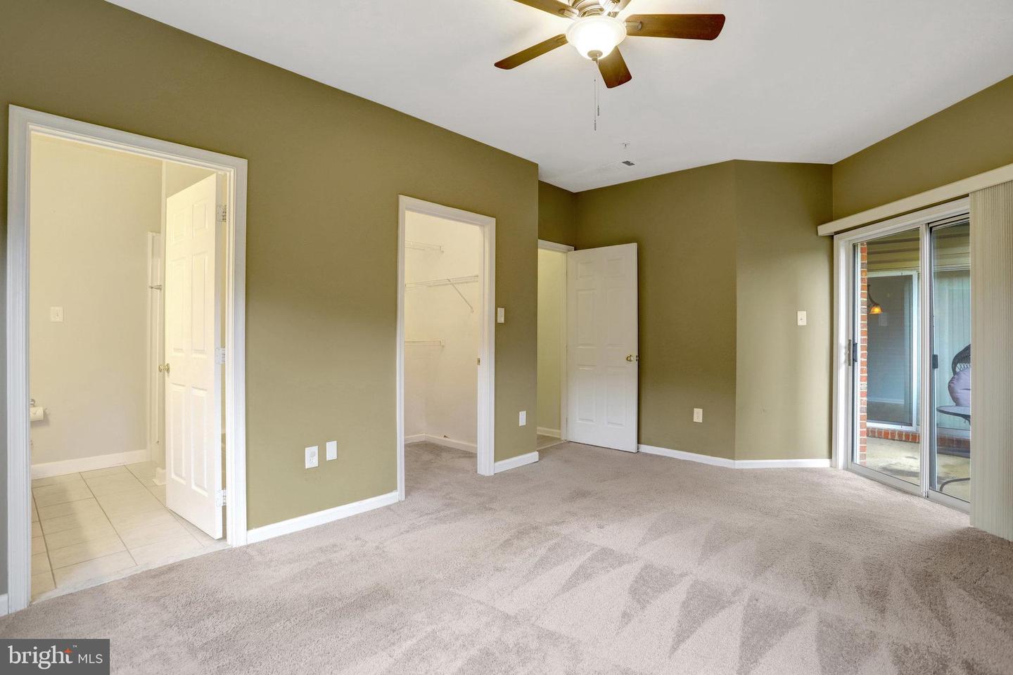 6547 GRANGE LN #104, ALEXANDRIA, Virginia 22315, 2 Bedrooms Bedrooms, ,2 BathroomsBathrooms,Residential,For sale,6547 GRANGE LN #104,VAFX2274634 MLS # VAFX2274634