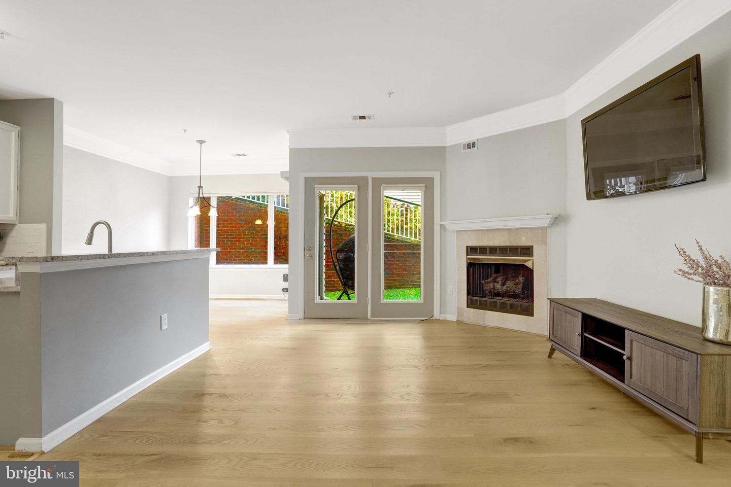 6547 GRANGE LN #104, ALEXANDRIA, Virginia 22315, 2 Bedrooms Bedrooms, ,2 BathroomsBathrooms,Residential,For sale,6547 GRANGE LN #104,VAFX2274634 MLS # VAFX2274634