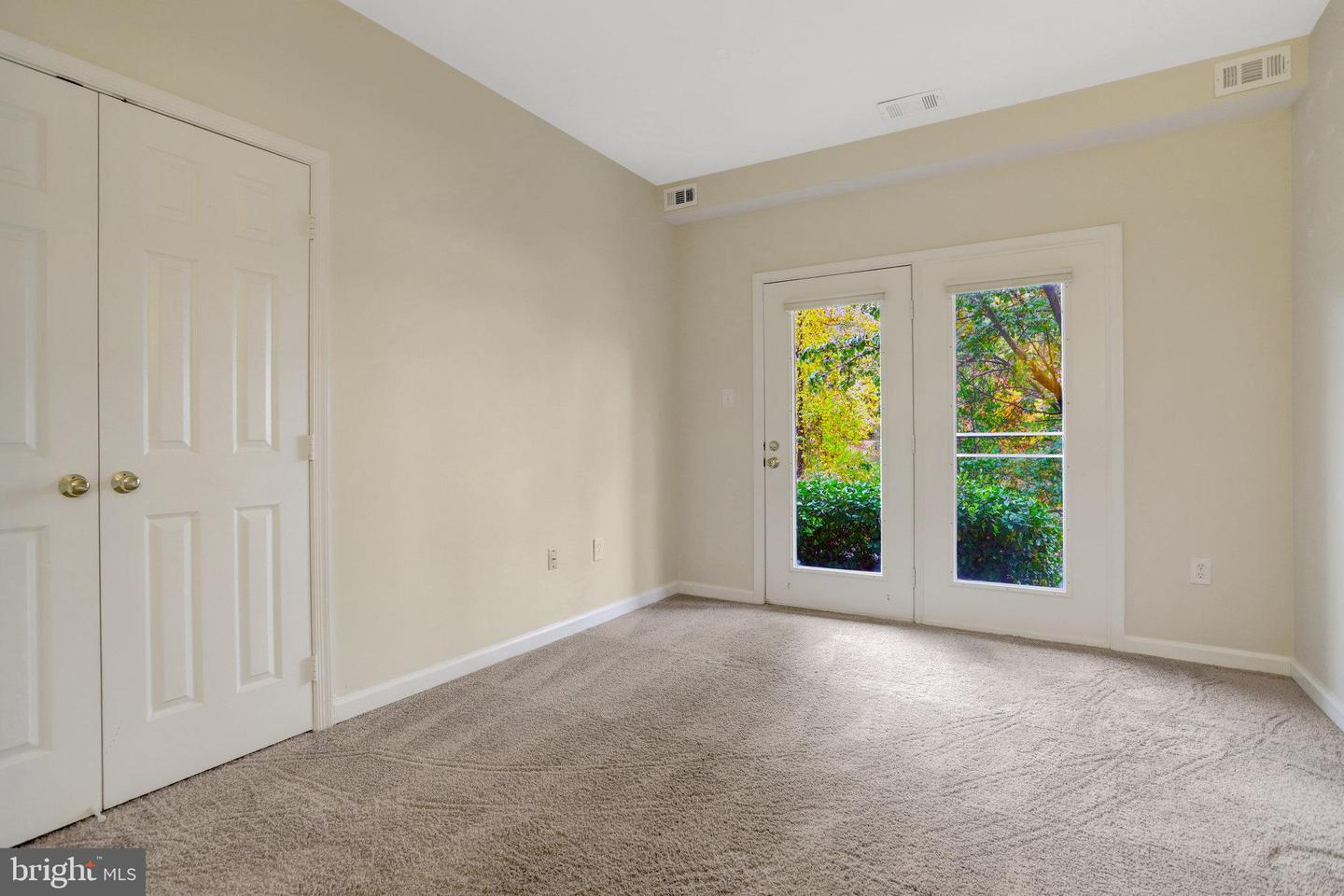 6547 GRANGE LN #104, ALEXANDRIA, Virginia 22315, 2 Bedrooms Bedrooms, ,2 BathroomsBathrooms,Residential,For sale,6547 GRANGE LN #104,VAFX2274634 MLS # VAFX2274634