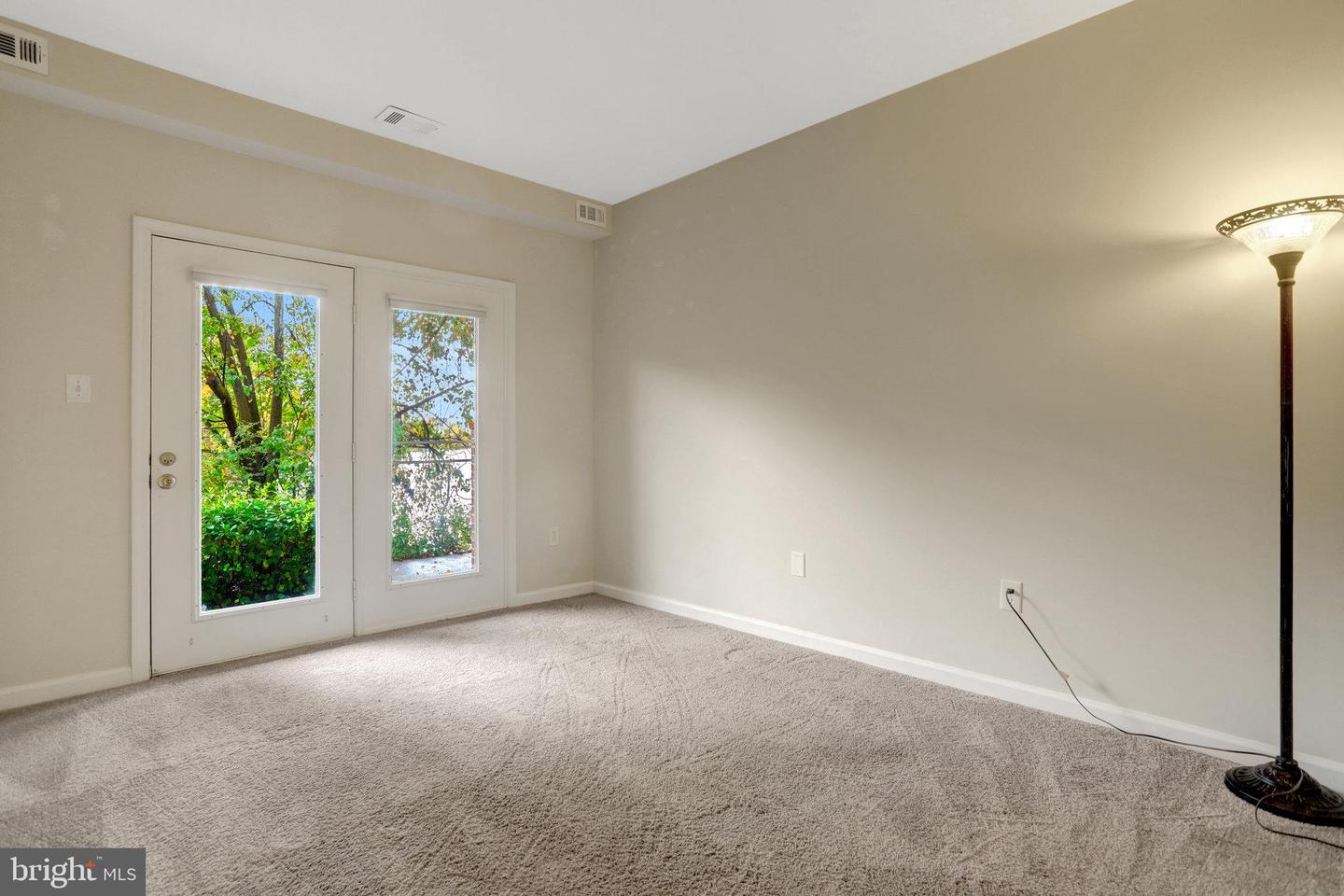 6547 GRANGE LN #104, ALEXANDRIA, Virginia 22315, 2 Bedrooms Bedrooms, ,2 BathroomsBathrooms,Residential,For sale,6547 GRANGE LN #104,VAFX2274634 MLS # VAFX2274634