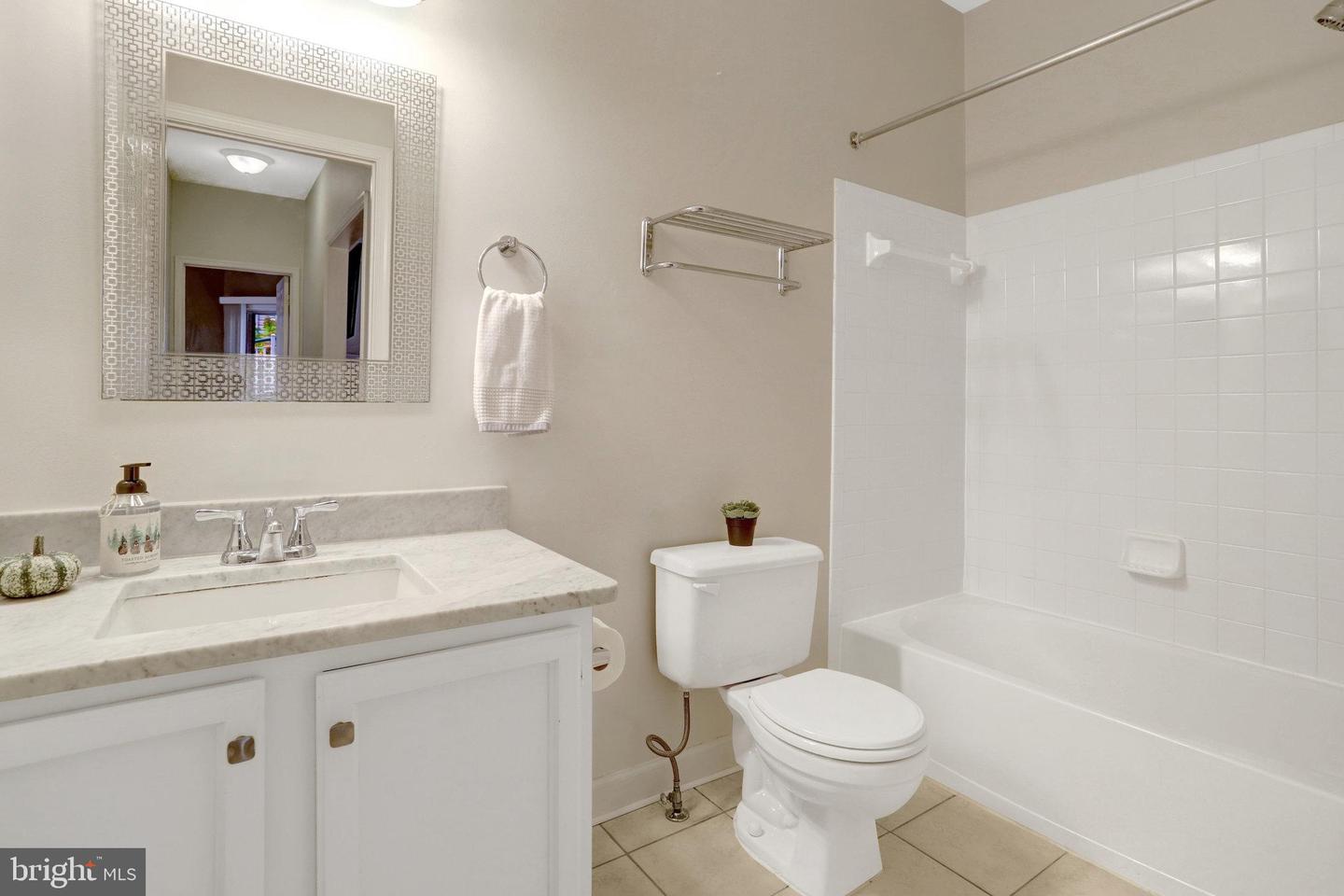 6547 GRANGE LN #104, ALEXANDRIA, Virginia 22315, 2 Bedrooms Bedrooms, ,2 BathroomsBathrooms,Residential,For sale,6547 GRANGE LN #104,VAFX2274634 MLS # VAFX2274634