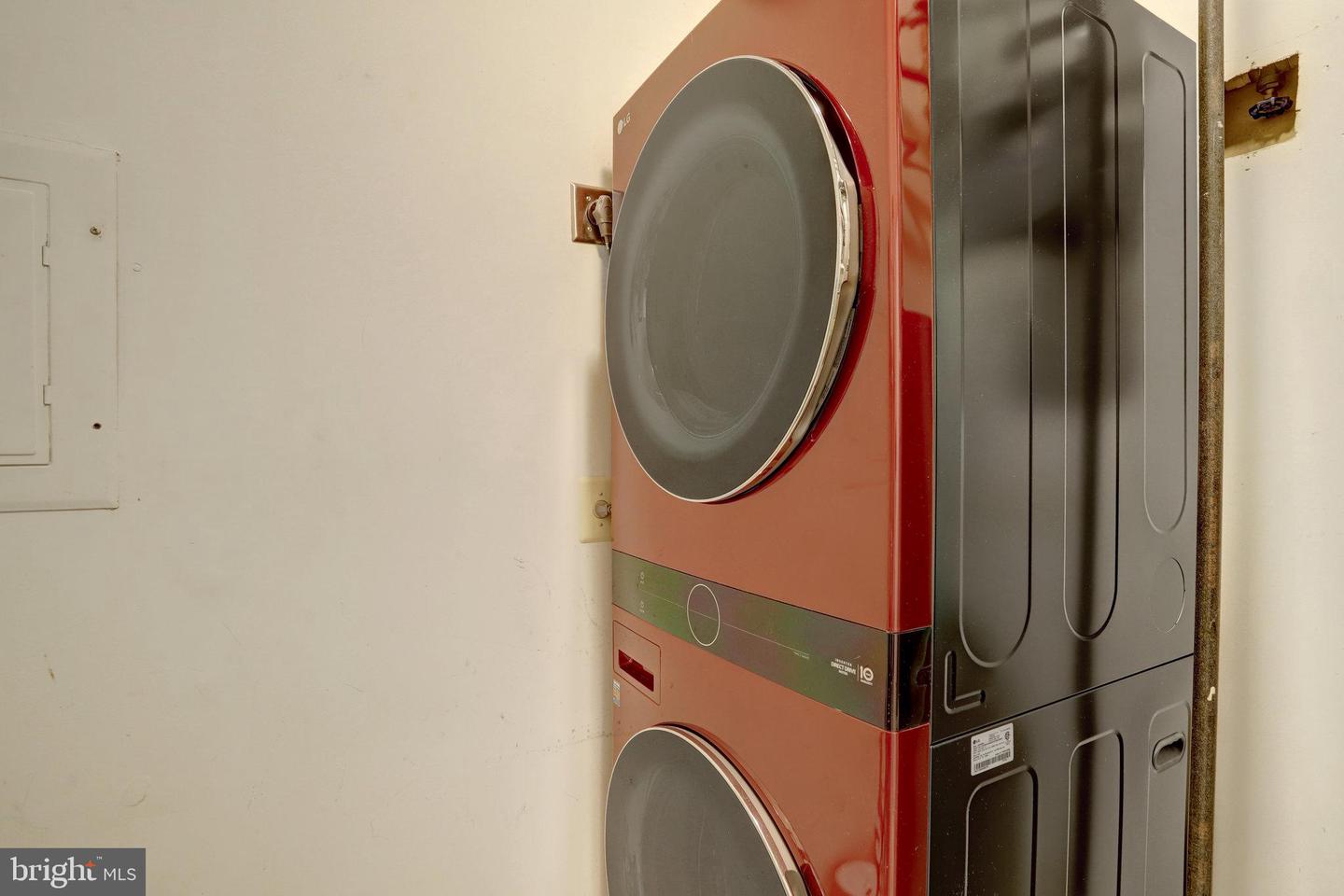 6547 GRANGE LN #104, ALEXANDRIA, Virginia 22315, 2 Bedrooms Bedrooms, ,2 BathroomsBathrooms,Residential,For sale,6547 GRANGE LN #104,VAFX2274634 MLS # VAFX2274634