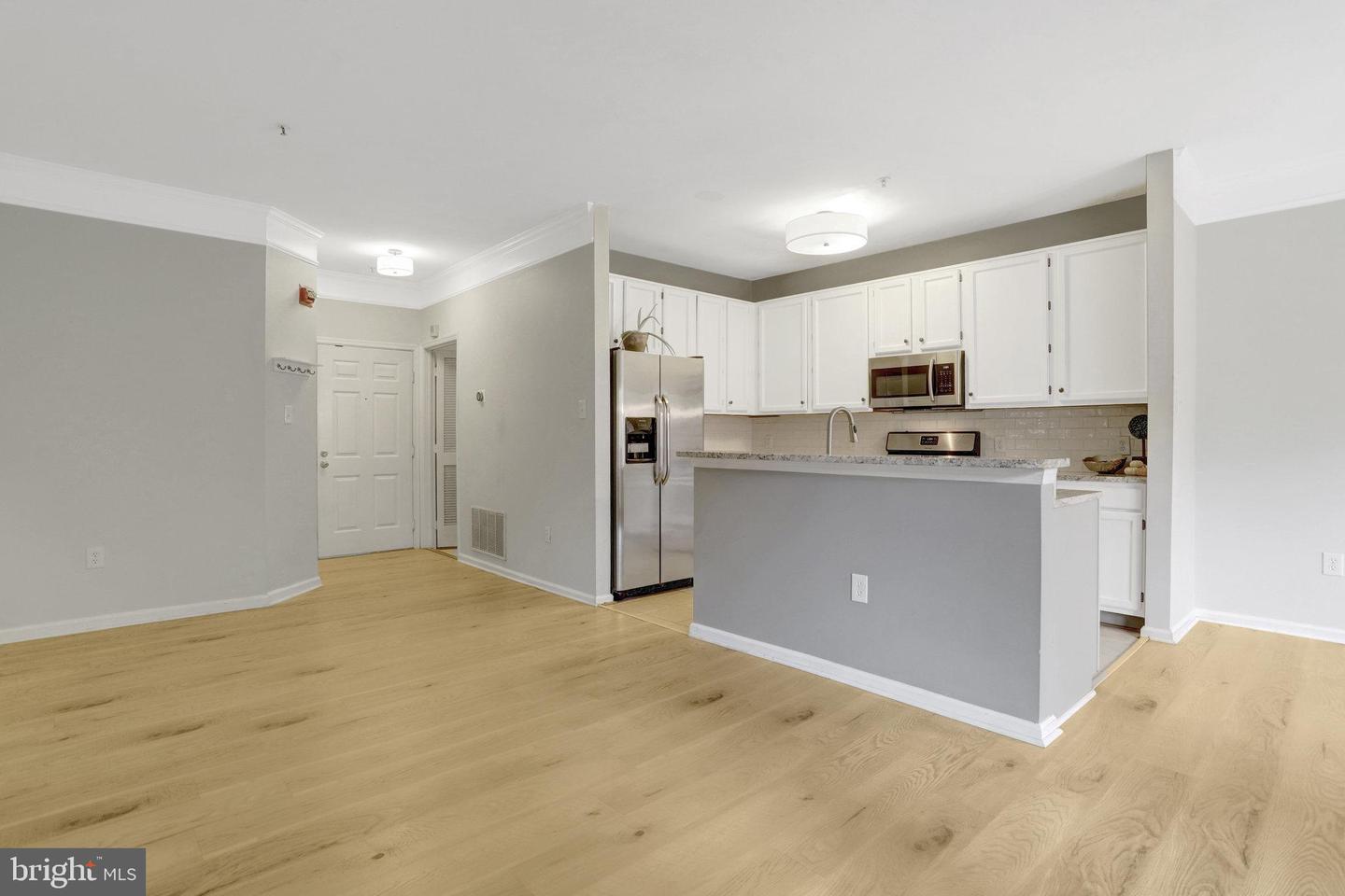 6547 GRANGE LN #104, ALEXANDRIA, Virginia 22315, 2 Bedrooms Bedrooms, ,2 BathroomsBathrooms,Residential,For sale,6547 GRANGE LN #104,VAFX2274634 MLS # VAFX2274634