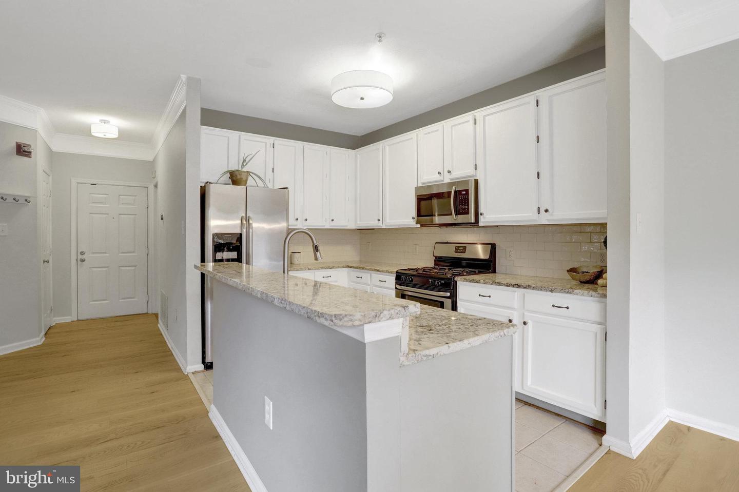 6547 GRANGE LN #104, ALEXANDRIA, Virginia 22315, 2 Bedrooms Bedrooms, ,2 BathroomsBathrooms,Residential,For sale,6547 GRANGE LN #104,VAFX2274634 MLS # VAFX2274634