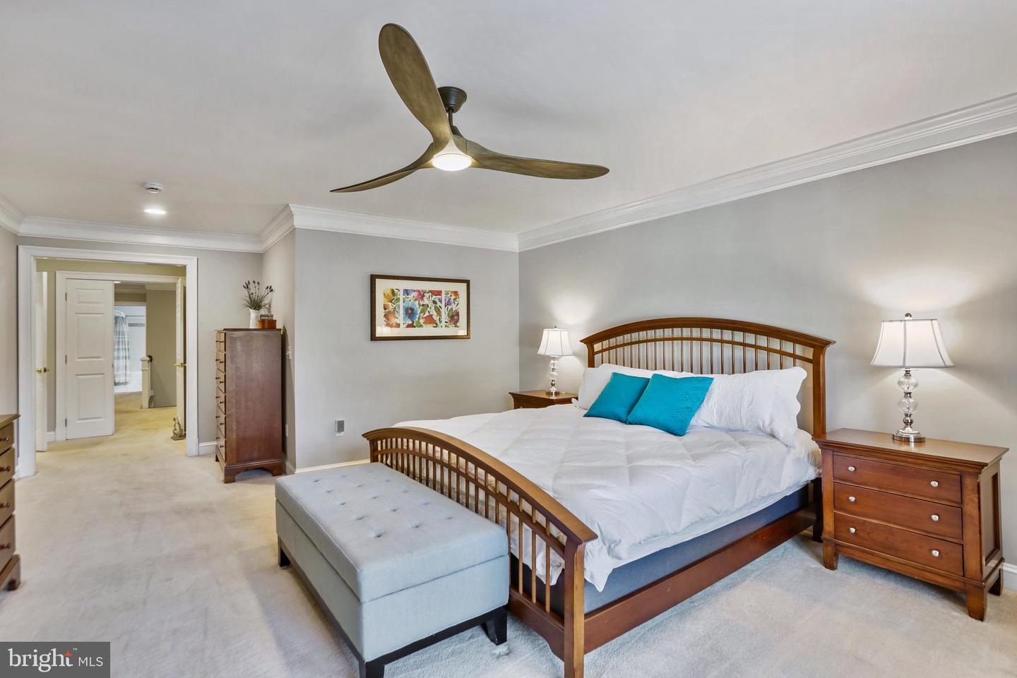 11620 LEEHIGH DR, FAIRFAX, Virginia 22030, 5 Bedrooms Bedrooms, ,4 BathroomsBathrooms,Residential,For sale,11620 LEEHIGH DR,VAFX2274970 MLS # VAFX2274970