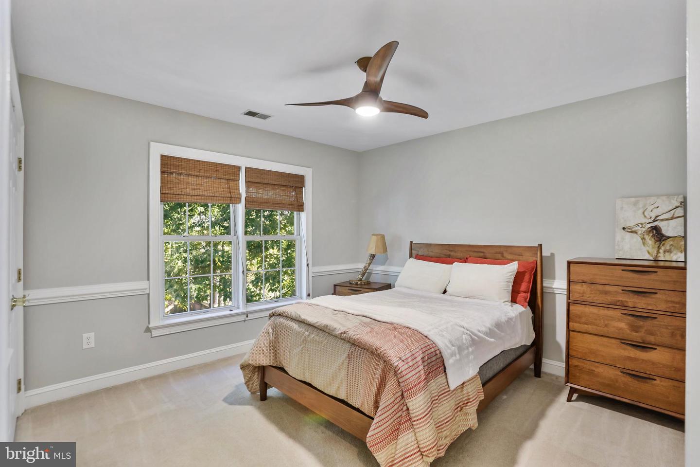 11620 LEEHIGH DR, FAIRFAX, Virginia 22030, 5 Bedrooms Bedrooms, ,4 BathroomsBathrooms,Residential,For sale,11620 LEEHIGH DR,VAFX2274970 MLS # VAFX2274970