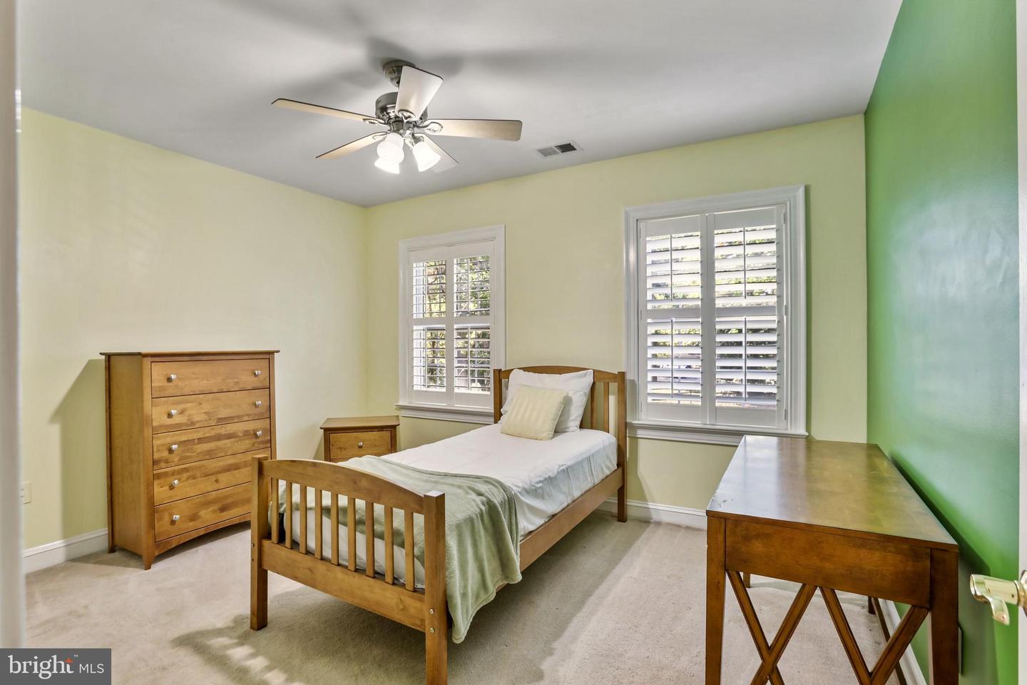 11620 LEEHIGH DR, FAIRFAX, Virginia 22030, 5 Bedrooms Bedrooms, ,4 BathroomsBathrooms,Residential,For sale,11620 LEEHIGH DR,VAFX2274970 MLS # VAFX2274970