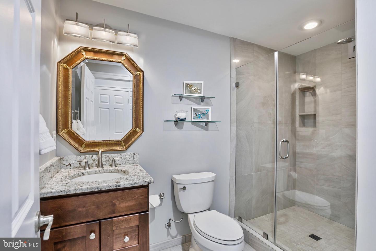 11620 LEEHIGH DR, FAIRFAX, Virginia 22030, 5 Bedrooms Bedrooms, ,4 BathroomsBathrooms,Residential,For sale,11620 LEEHIGH DR,VAFX2274970 MLS # VAFX2274970