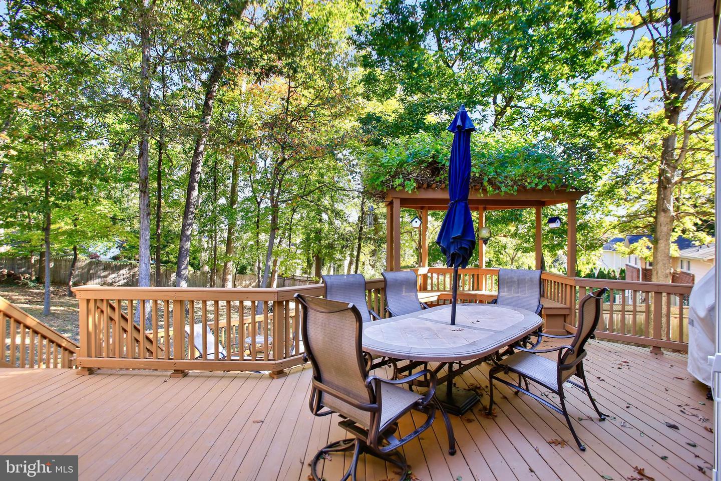 11620 LEEHIGH DR, FAIRFAX, Virginia 22030, 5 Bedrooms Bedrooms, ,4 BathroomsBathrooms,Residential,For sale,11620 LEEHIGH DR,VAFX2274970 MLS # VAFX2274970