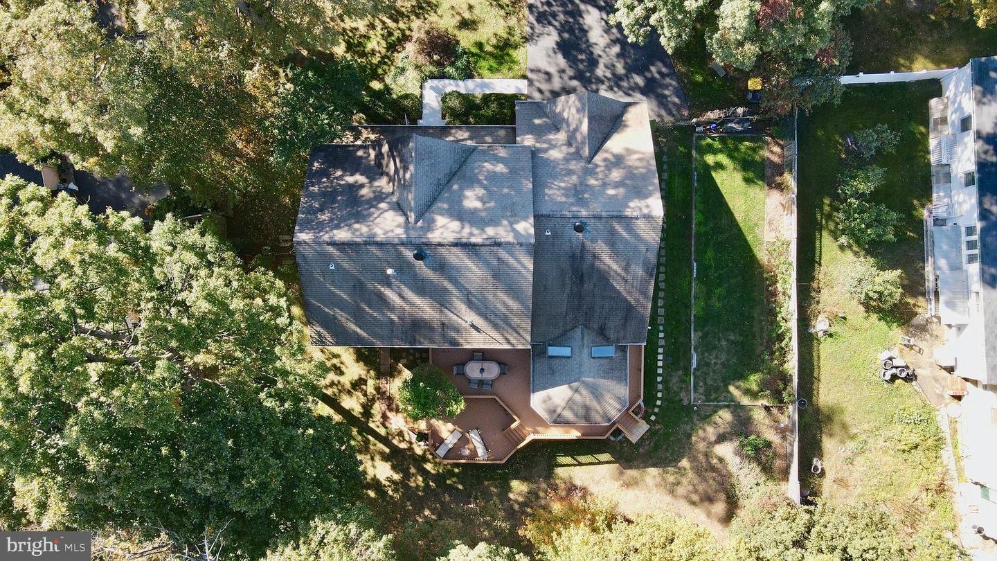 11620 LEEHIGH DR, FAIRFAX, Virginia 22030, 5 Bedrooms Bedrooms, ,4 BathroomsBathrooms,Residential,For sale,11620 LEEHIGH DR,VAFX2274970 MLS # VAFX2274970