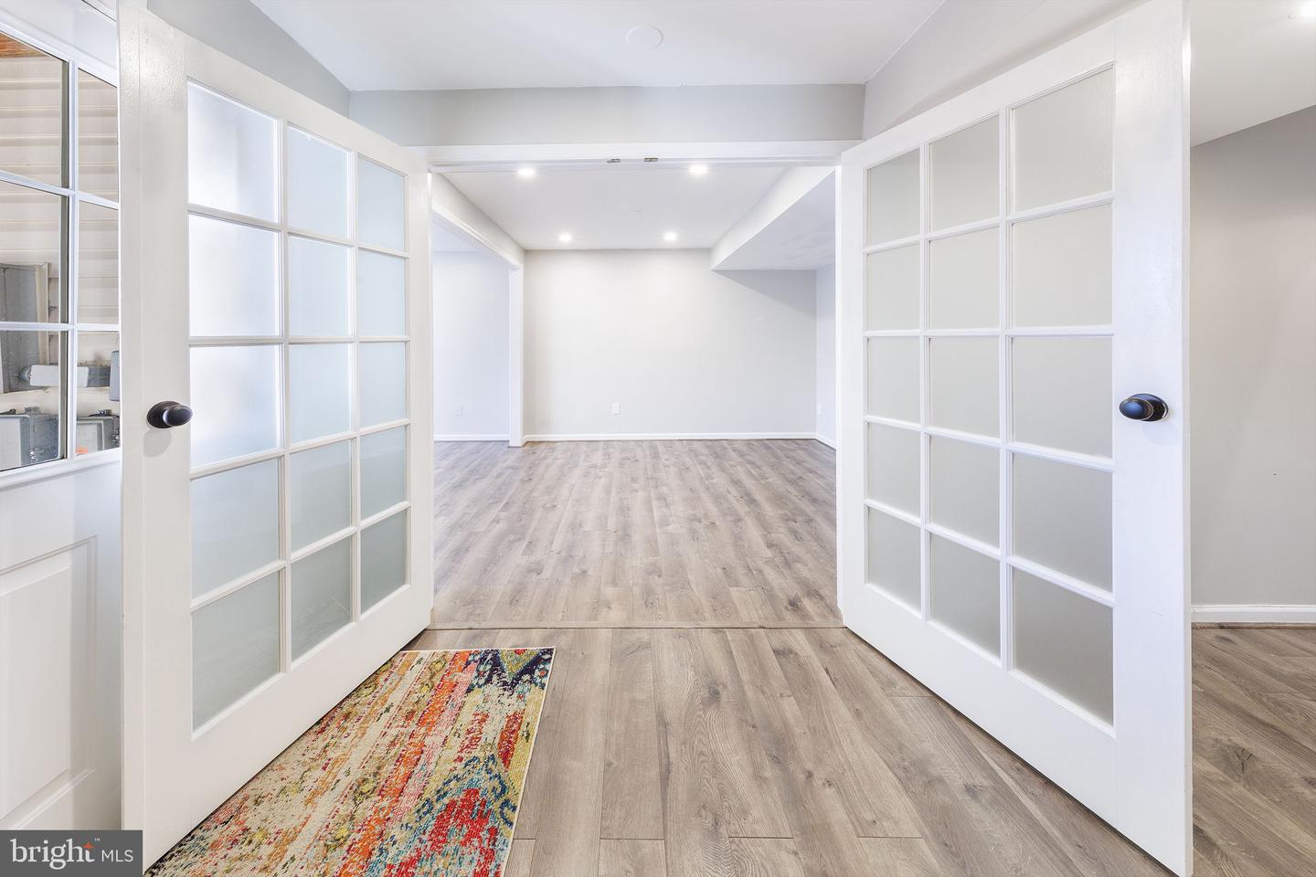 26134 LANDS END DR, CHANTILLY, Virginia 20152, 3 Bedrooms Bedrooms, ,2 BathroomsBathrooms,Residential,For sale,26134 LANDS END DR,VALO2109348 MLS # VALO2109348