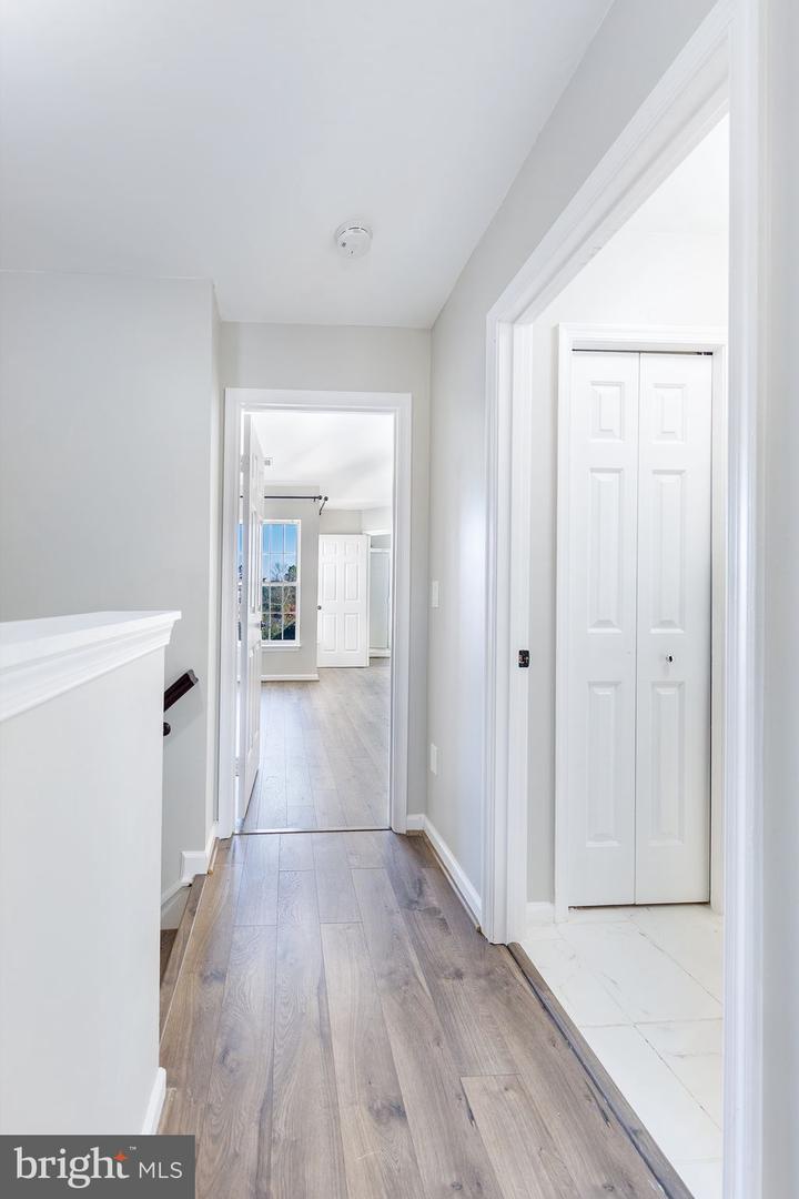 26134 LANDS END DR, CHANTILLY, Virginia 20152, 3 Bedrooms Bedrooms, ,2 BathroomsBathrooms,Residential,For sale,26134 LANDS END DR,VALO2109348 MLS # VALO2109348